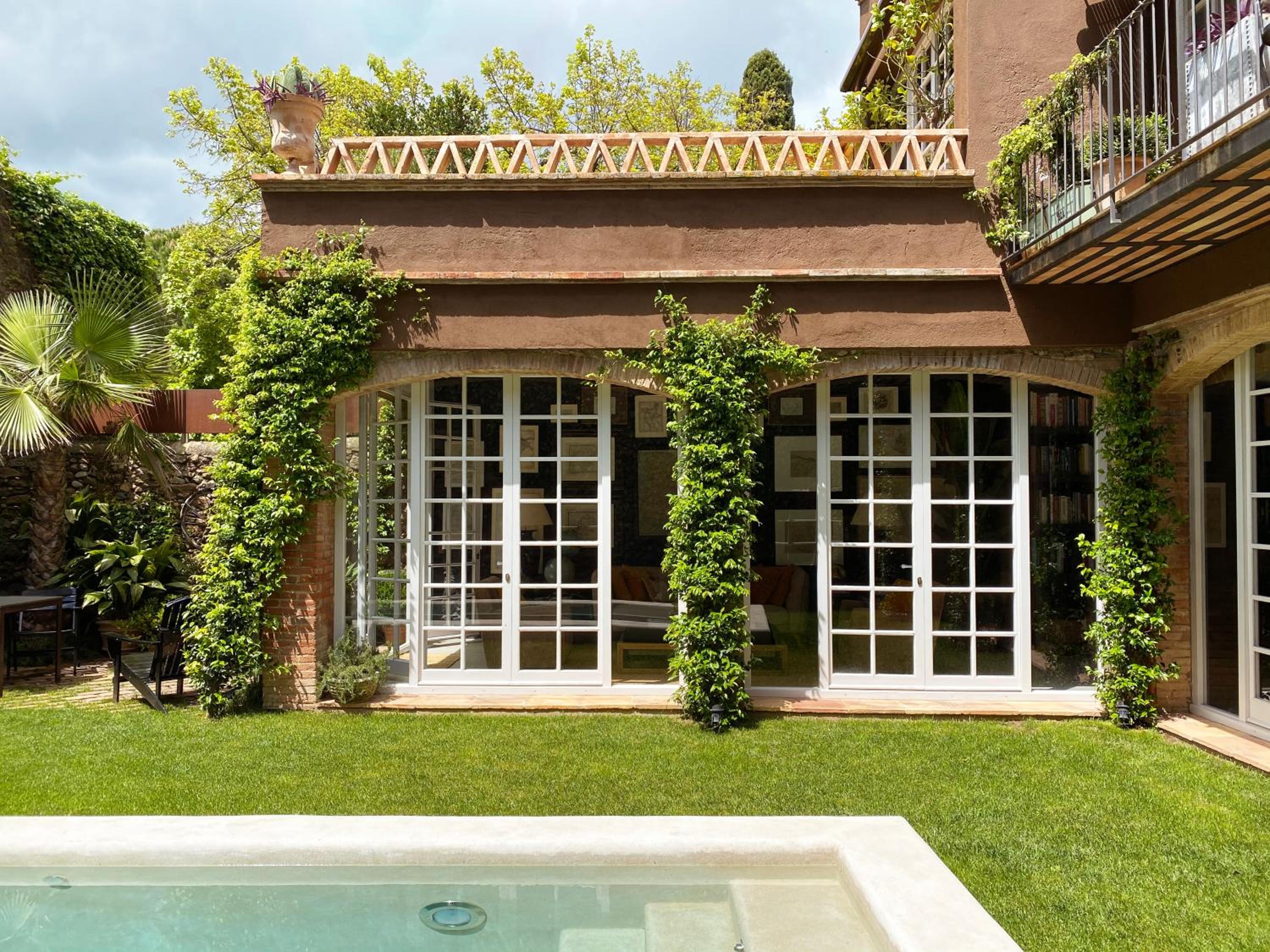 Llimona Suites - Adults Only view 4