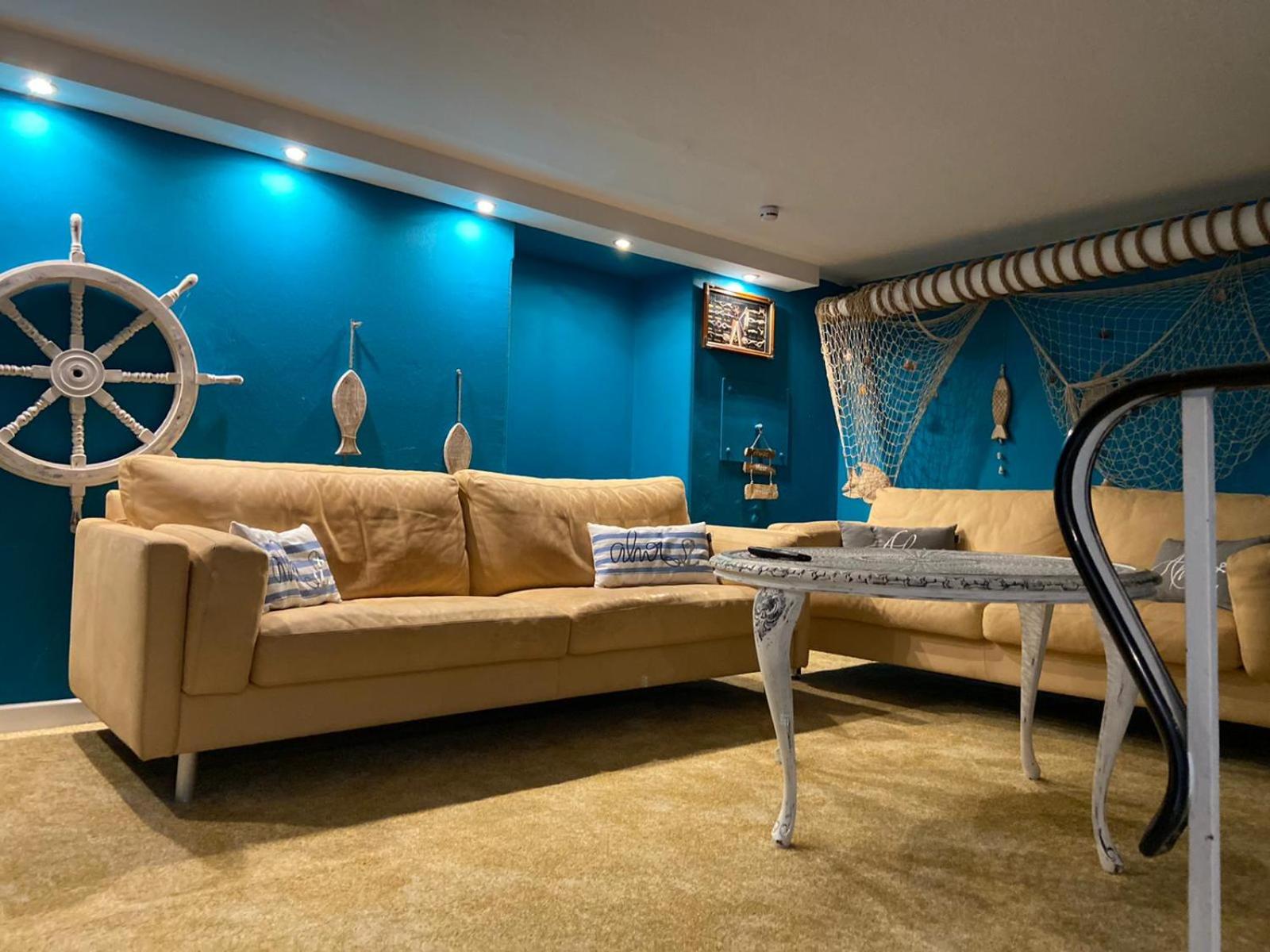 lounge