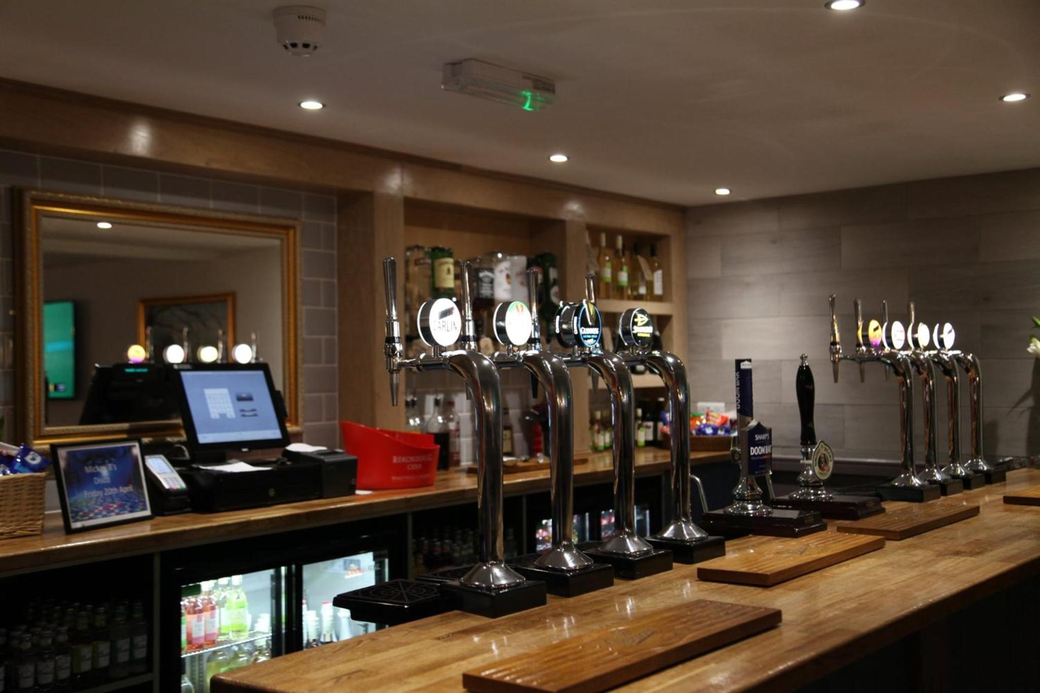Alcester Vacations - Alcester Inn - Property Image 4