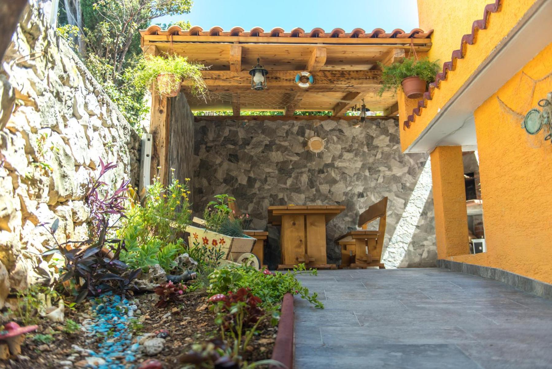 House Goran view 4