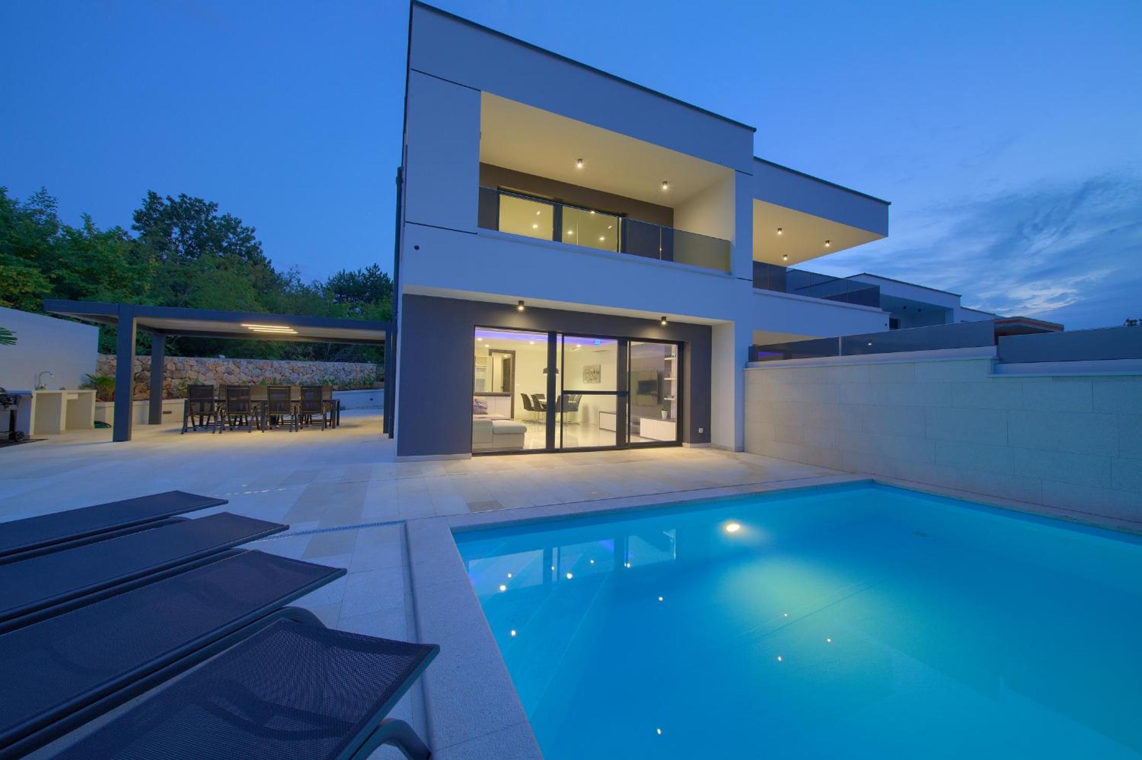 Villa Dama view 2