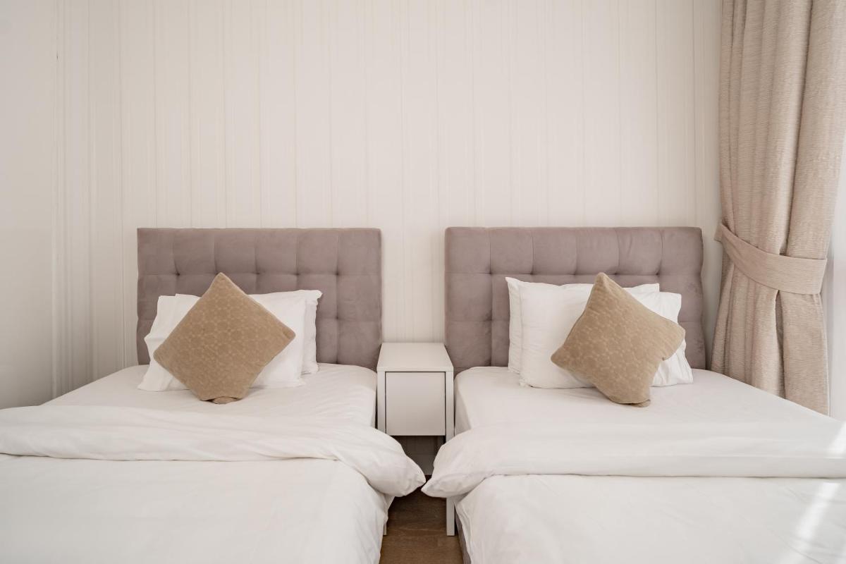 HiGuests - Stunning Family Size Apt with Panoramic Views