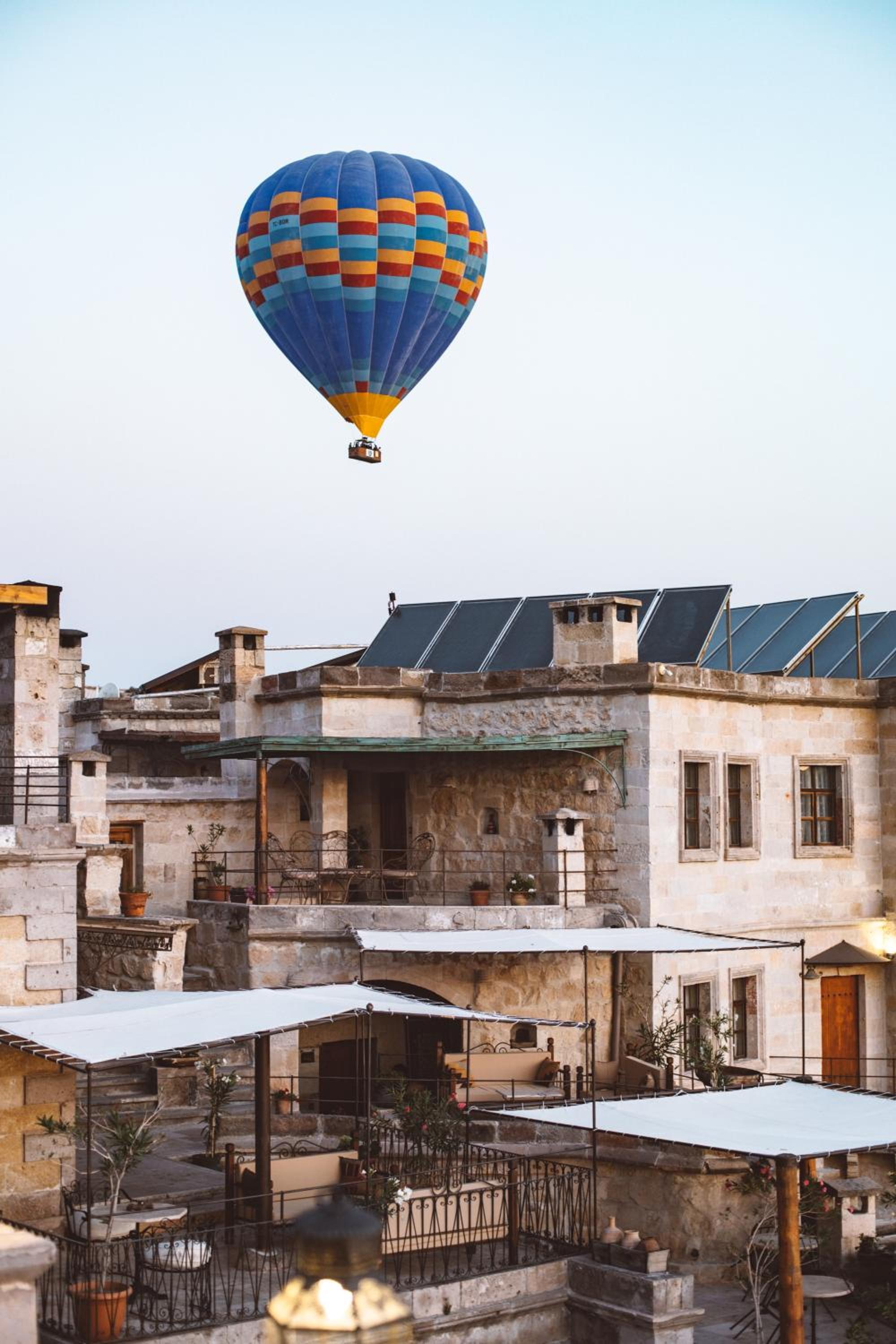 Sultan Cave Suites - Image 11