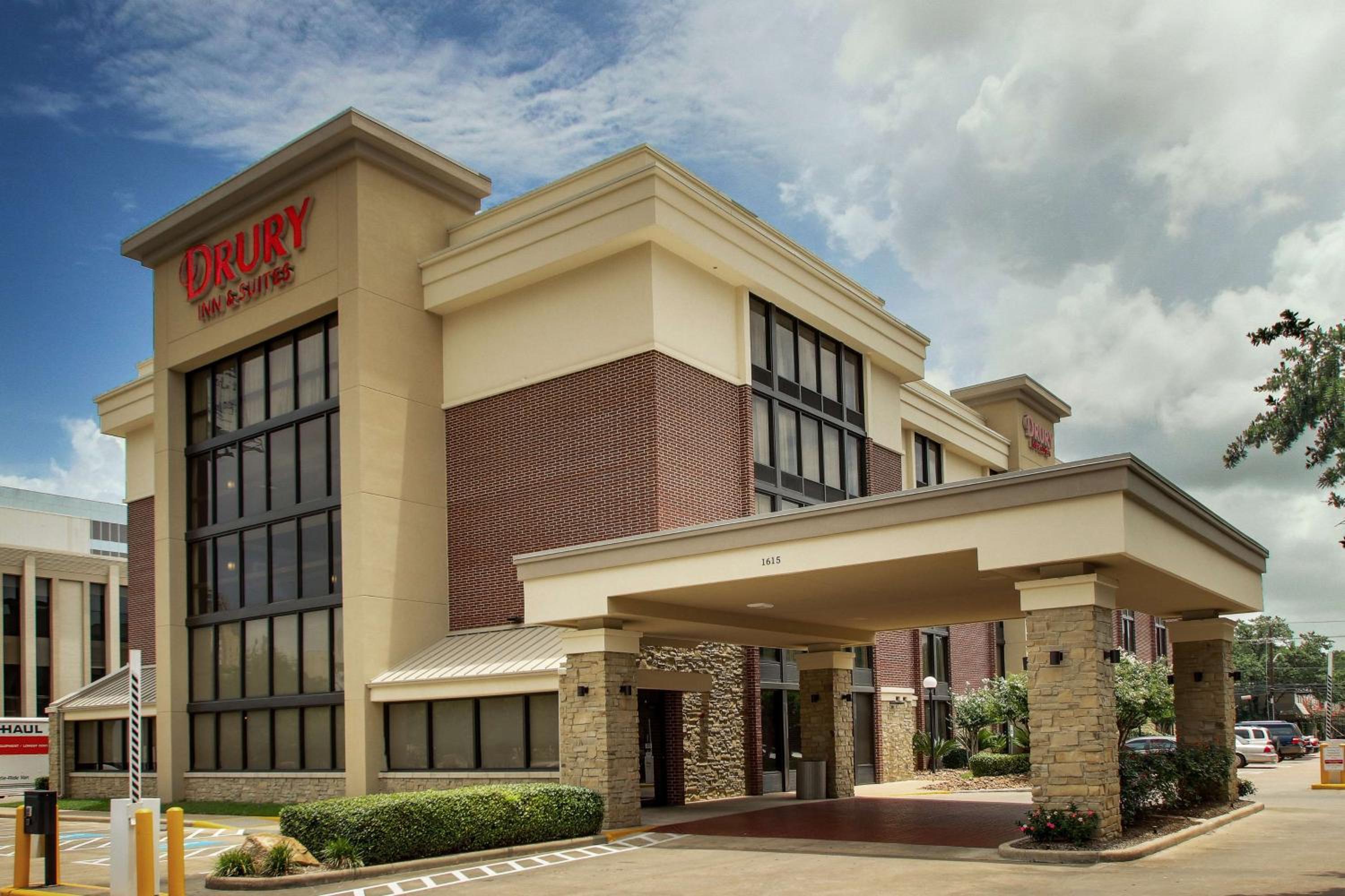 Hotel Drury Inn & Suites Houston Galleria - Image 1
