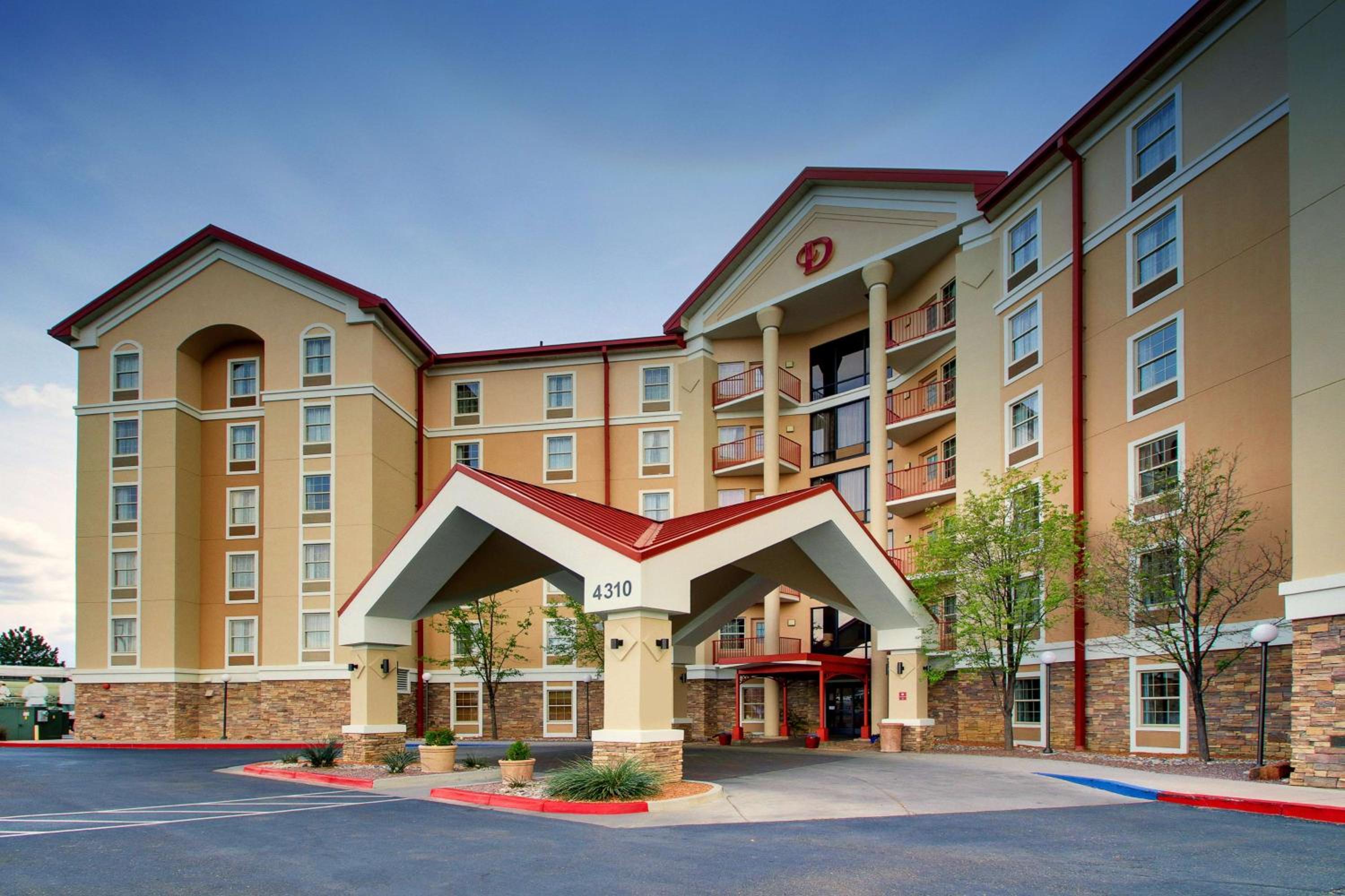 Hotel Drury Inn & Suites Albuquerque North - Image 1
