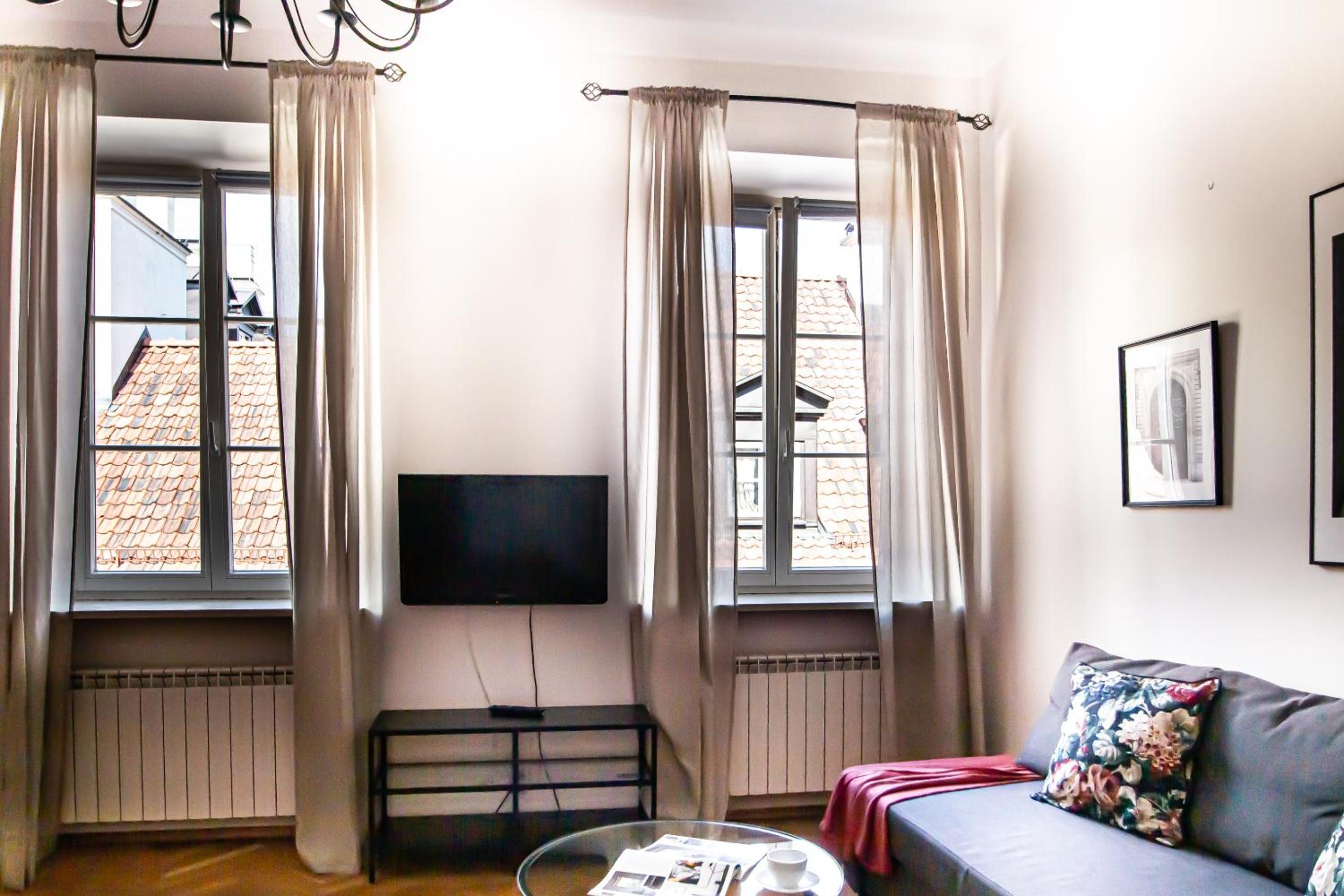 Świętojańska Old Town Apartment view 4