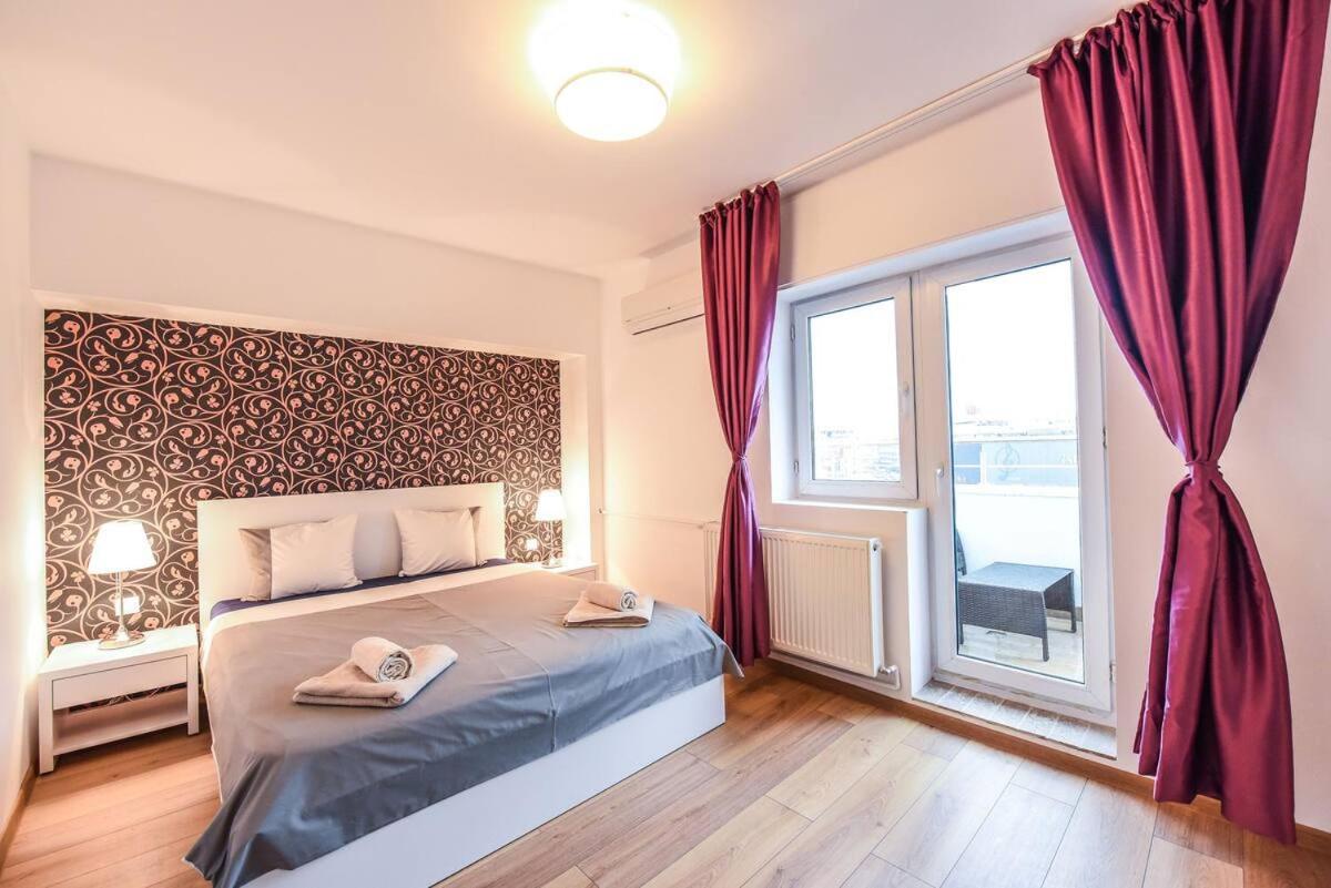 New luxury flat at Unirii Square, Piata Unirii view 2