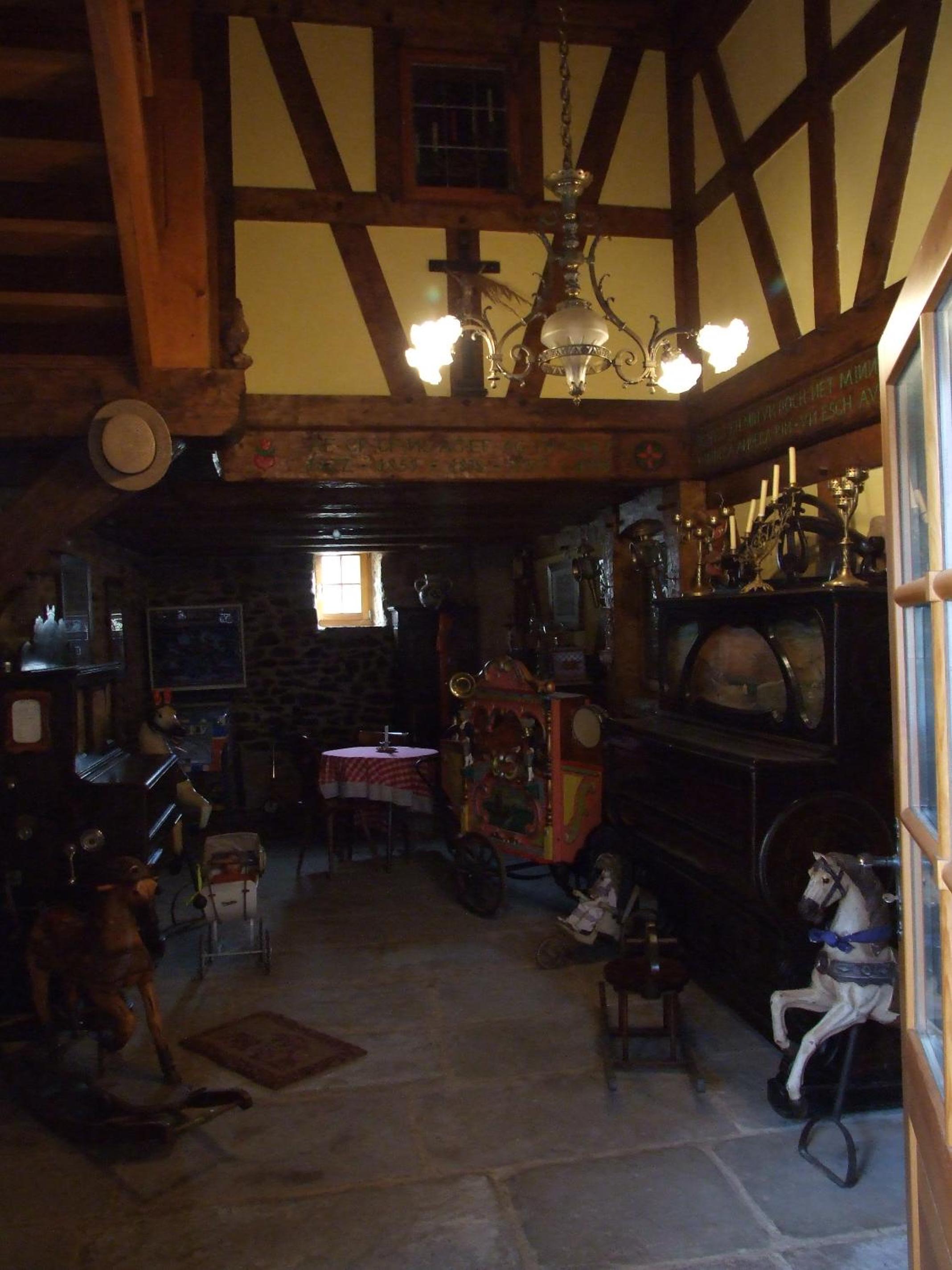 Photo 8