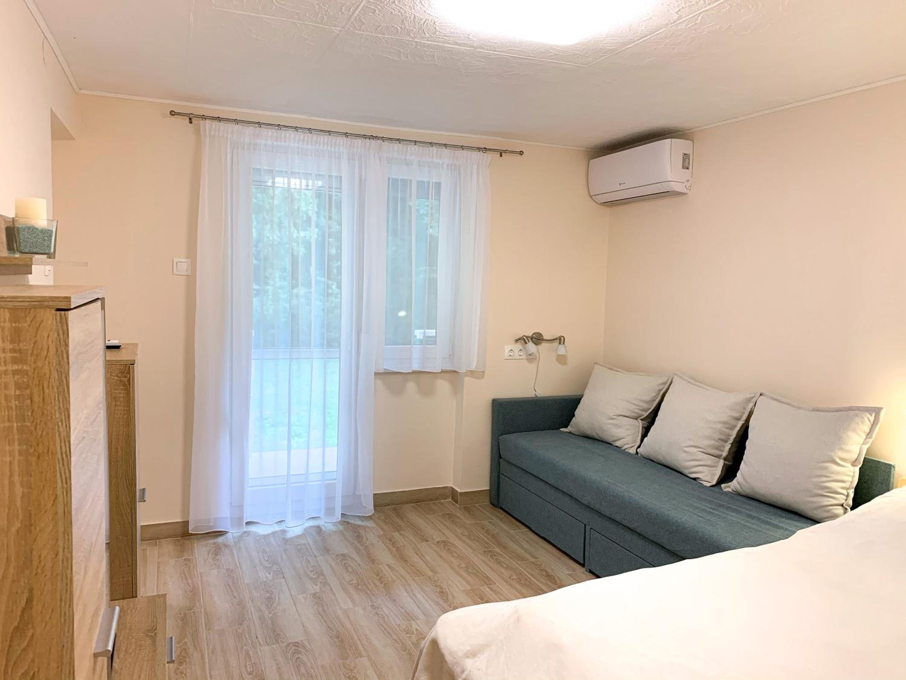 Szieszta Szófia Apartman view 4