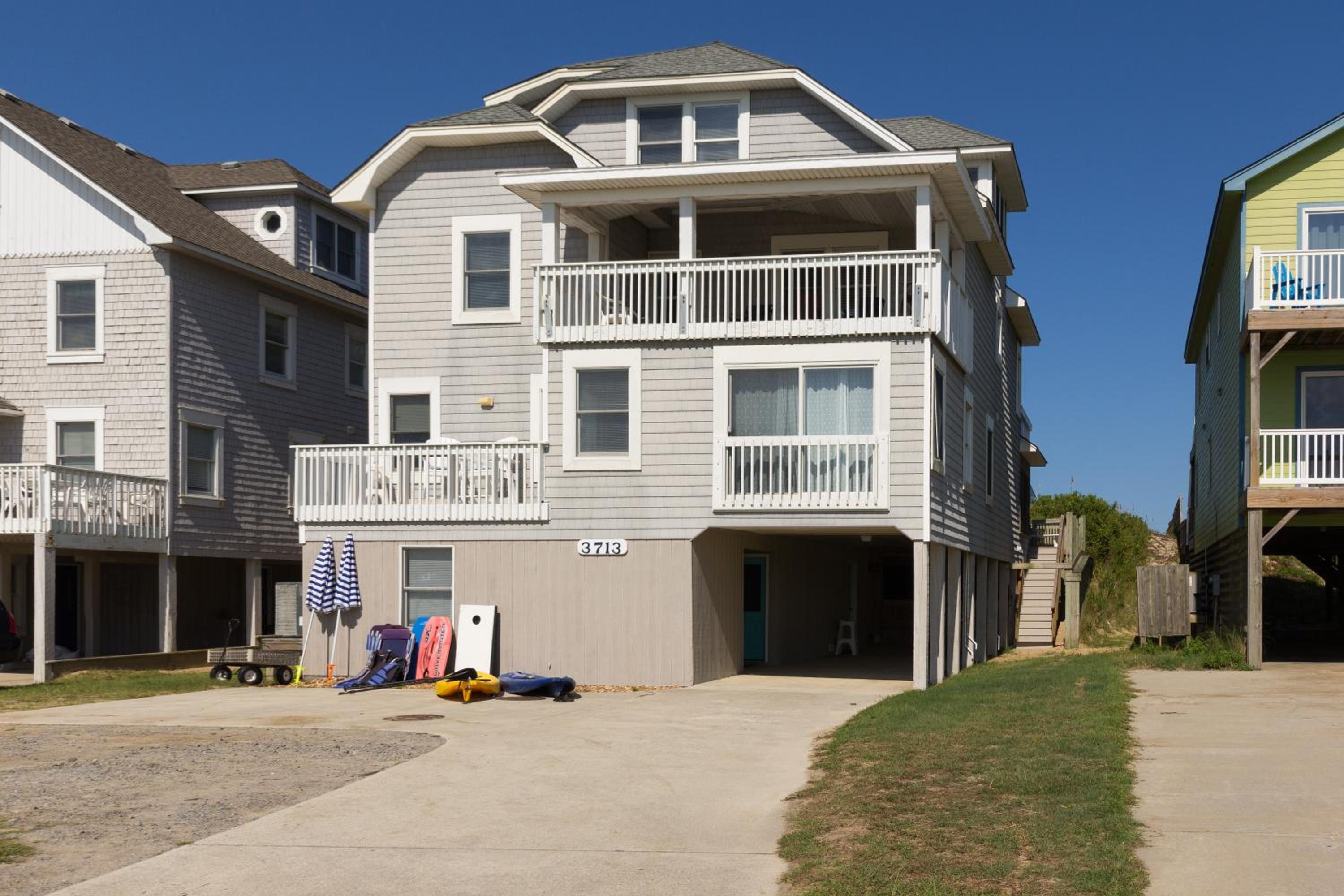 Dunes for Days - Nags Head MP 12.5, Oceanfront, Hot Tub, Rec Room, Pets OK, YR Flex view 2