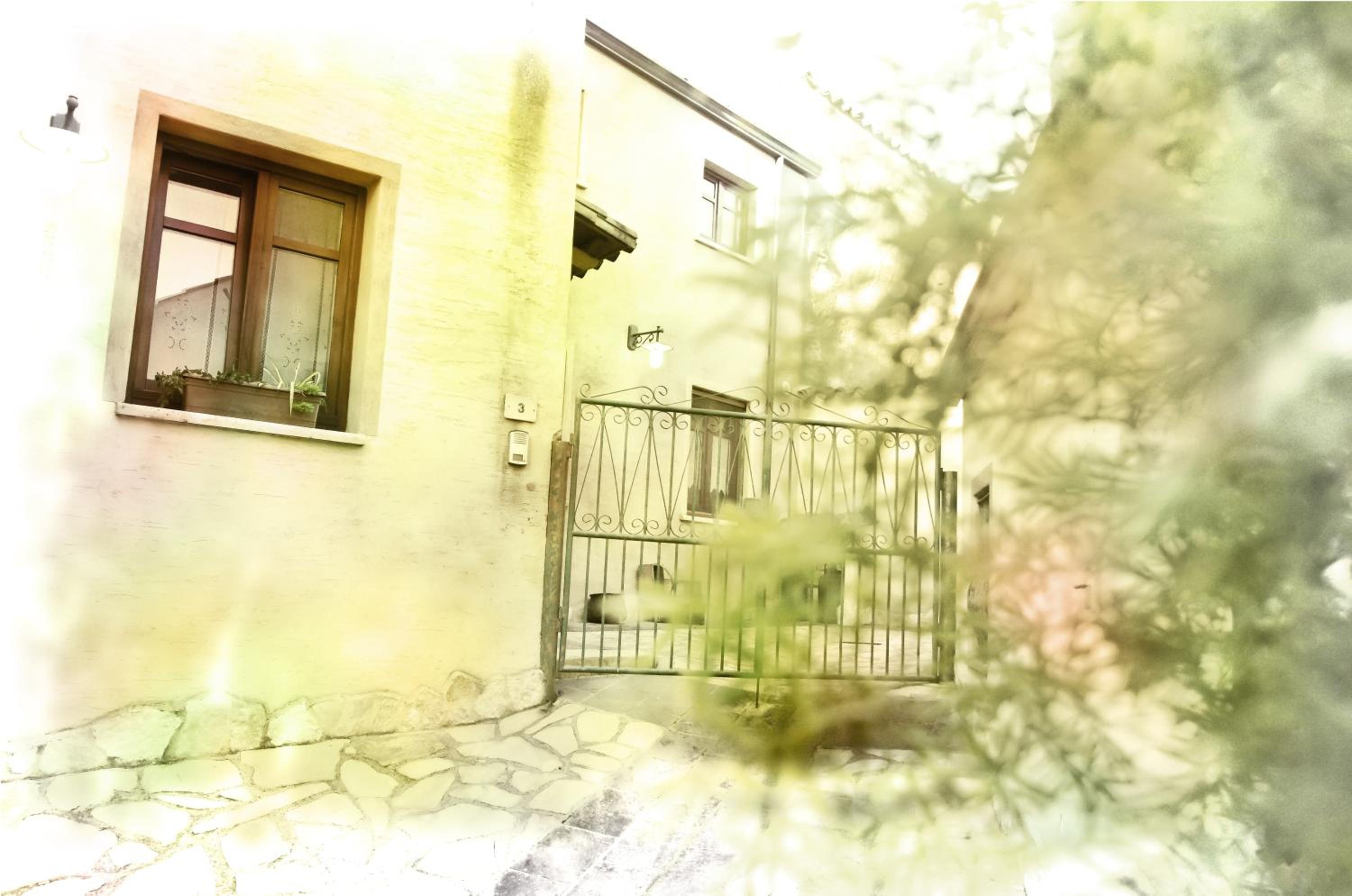 Casa De Ajala - B&B de Charme in Antica Dimora totalmente ristrutturata e dotata di tutti i confort Bagni privati Spazio living Patio esterno Ambienti clim