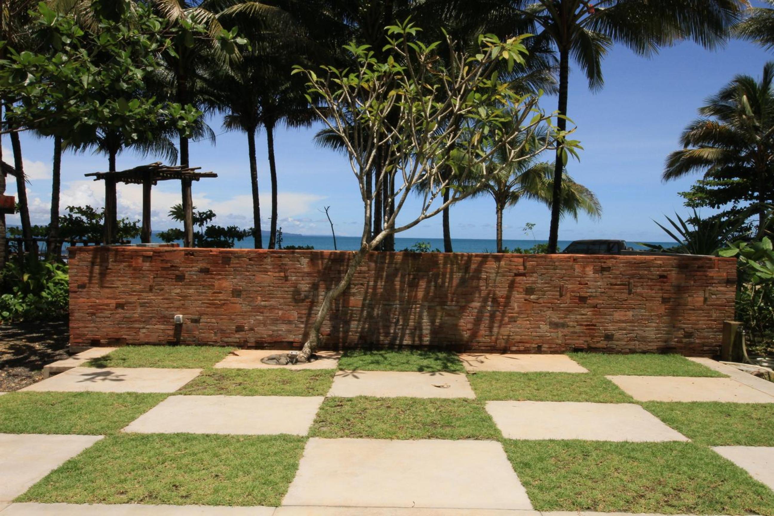 Bale Karang Cottages view 5