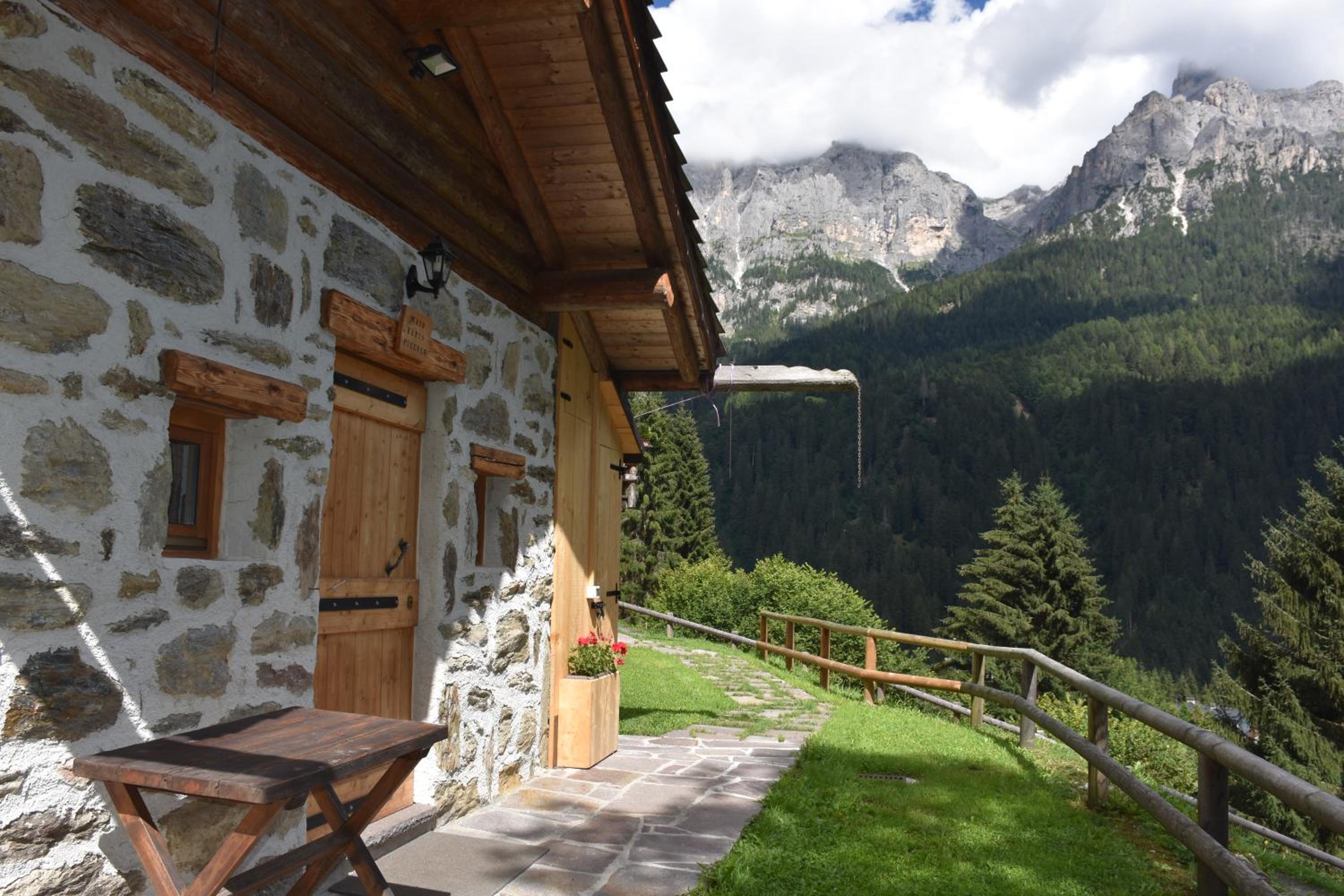 The "small" Alpine Chalet & Dolomites Retreat view 2