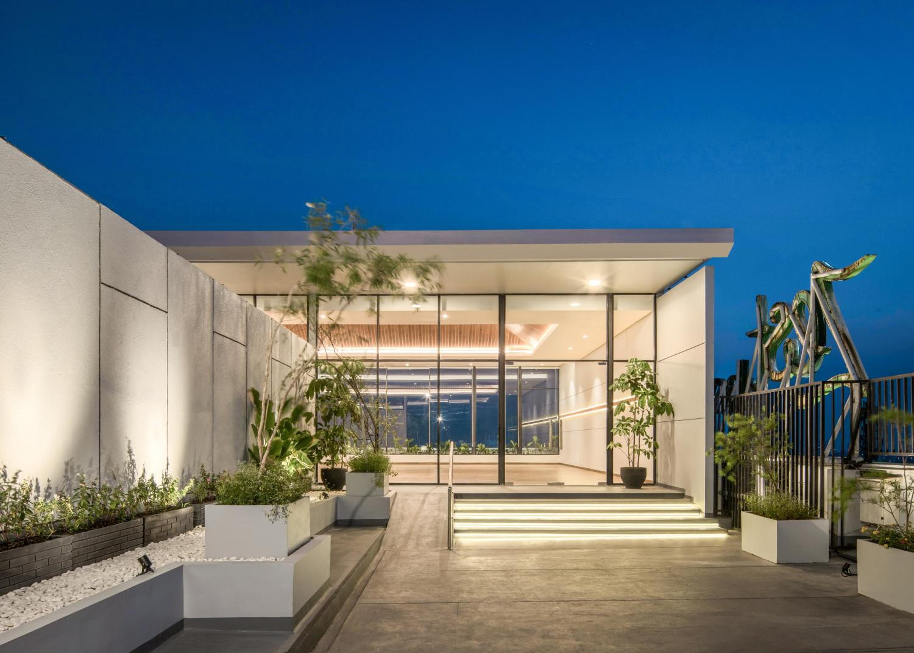 Hotel Zest Sukajadi Bandung by Swiss-Belhotel International - Image 1