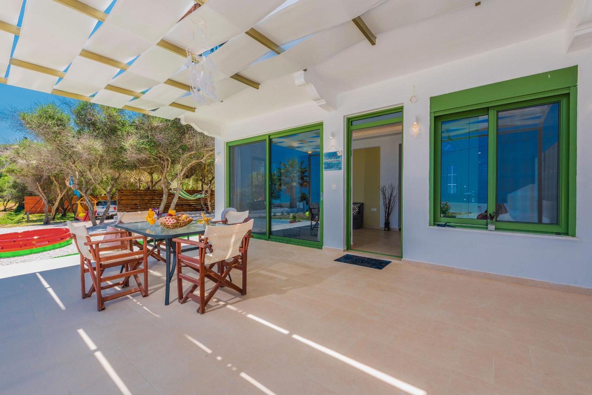 Gaia Beach House photo 2