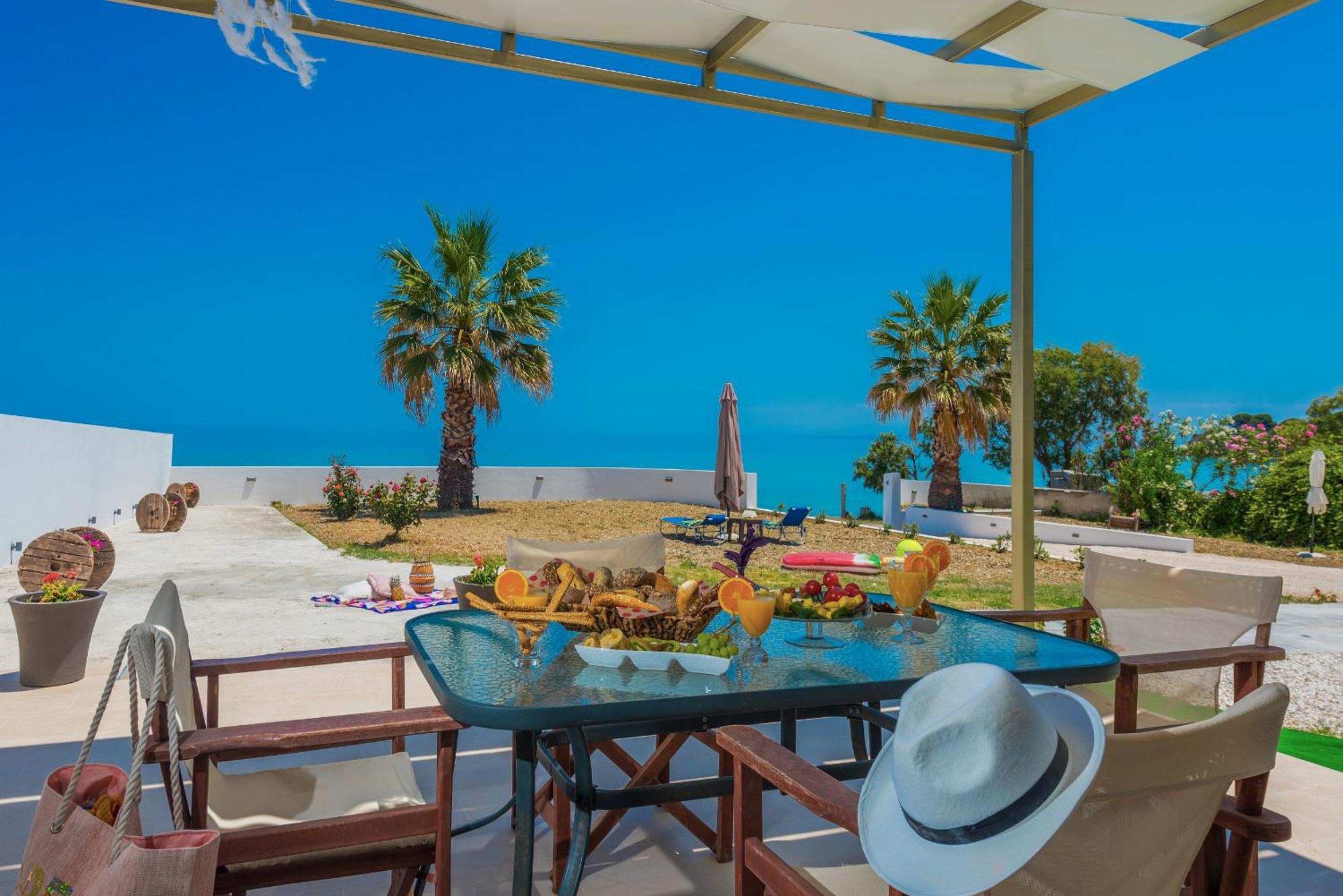 Gaia Beach House photo 3