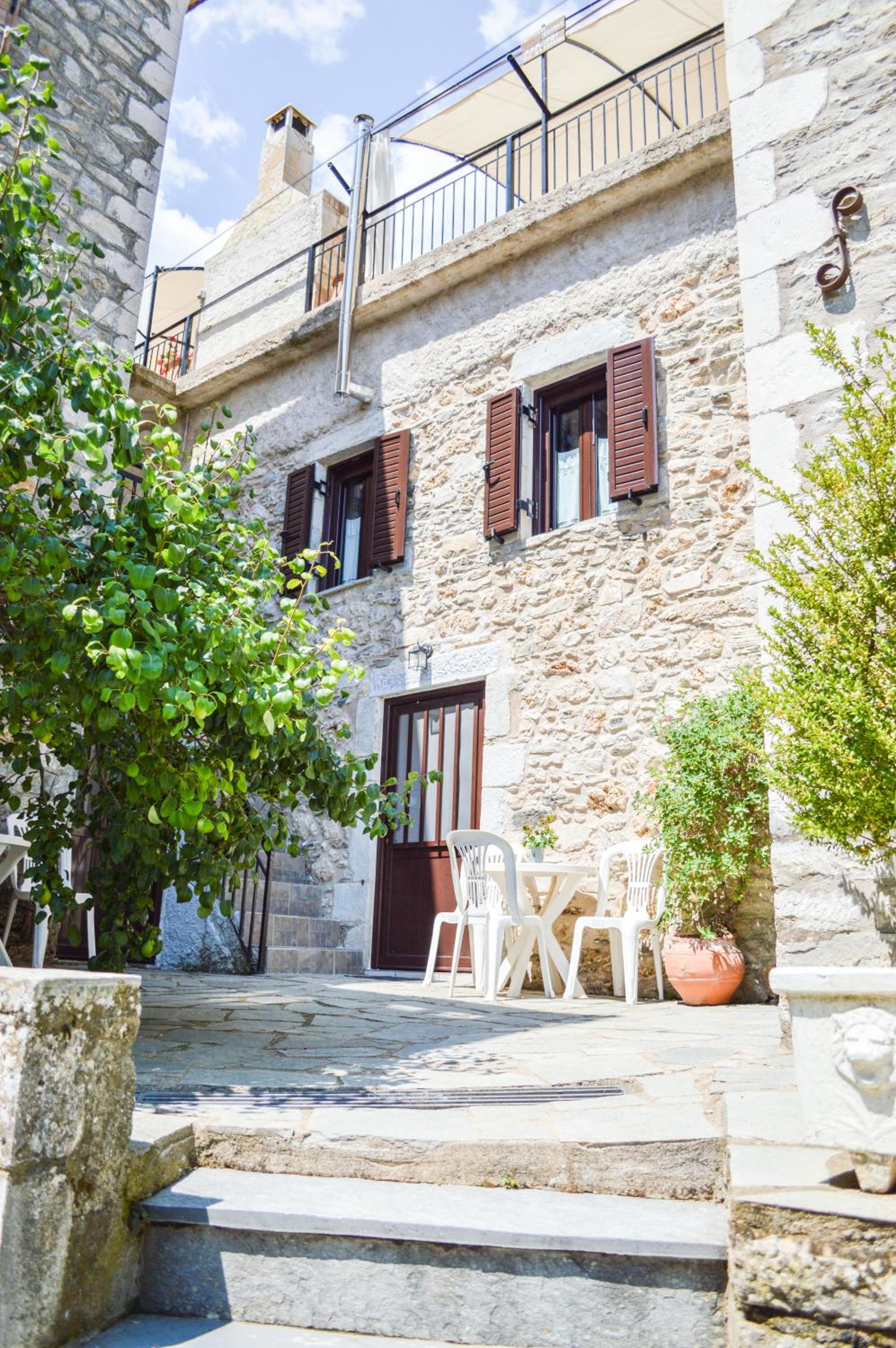 Lamprou