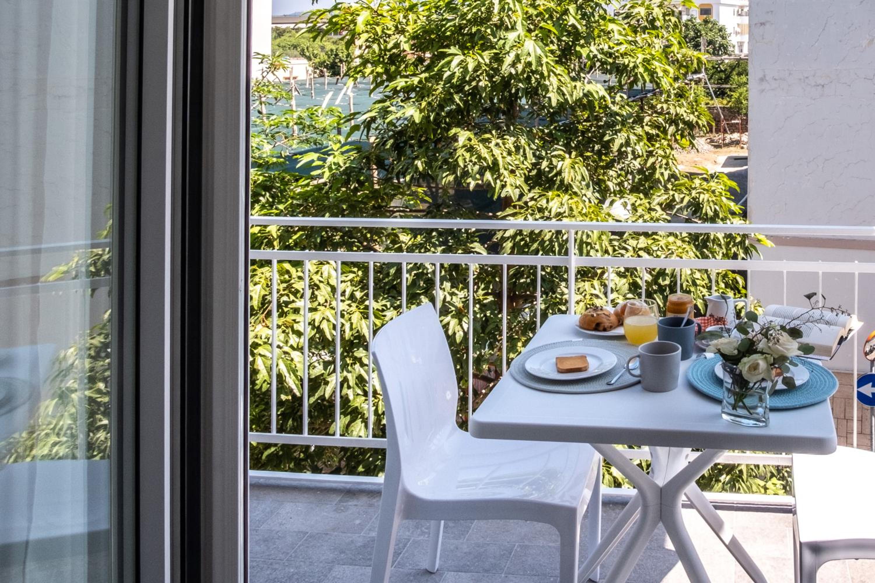 LEONE ROSSO APARTMENTs photo 2
