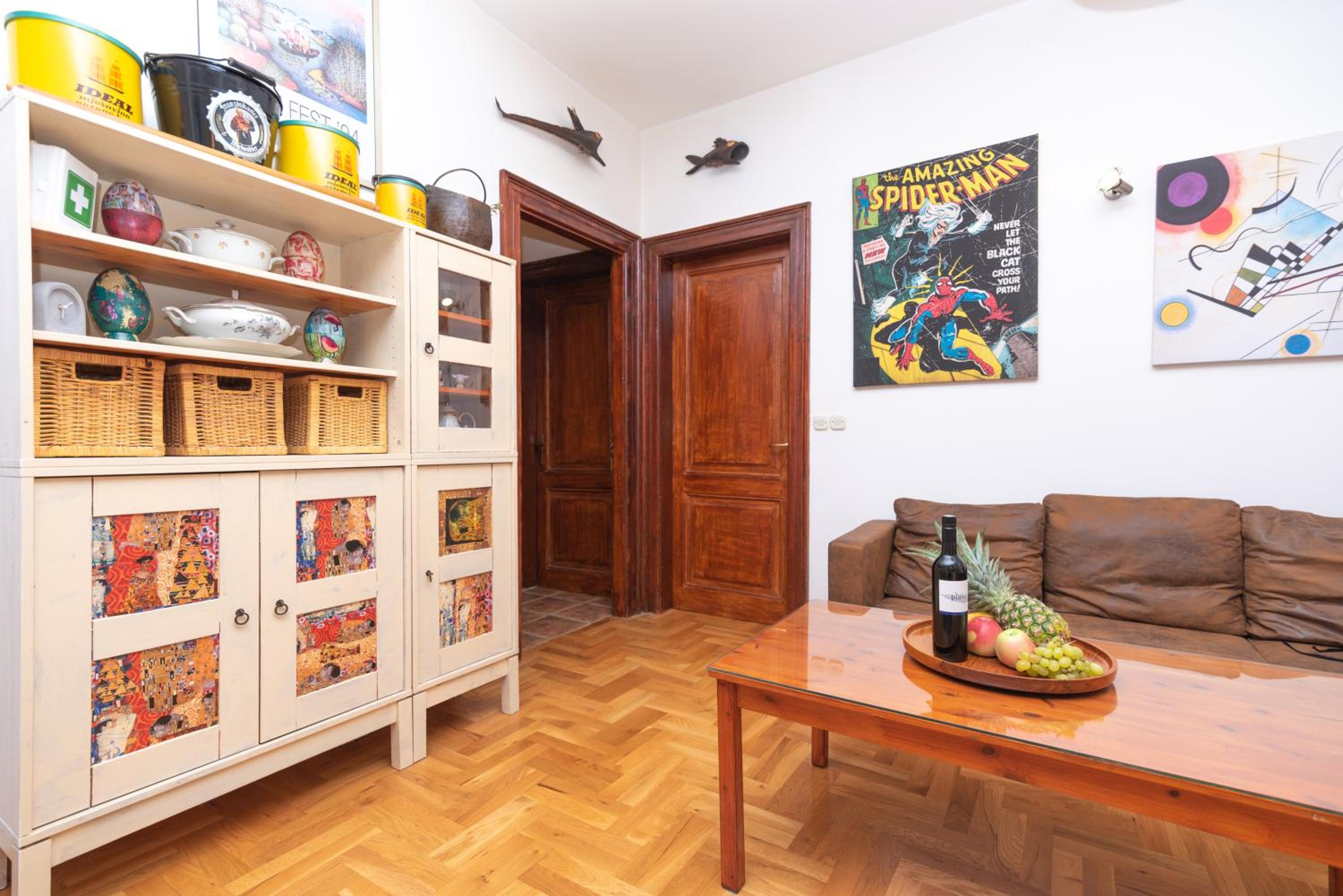 Antique beautiful apartment in center with terrace & sea view view 5