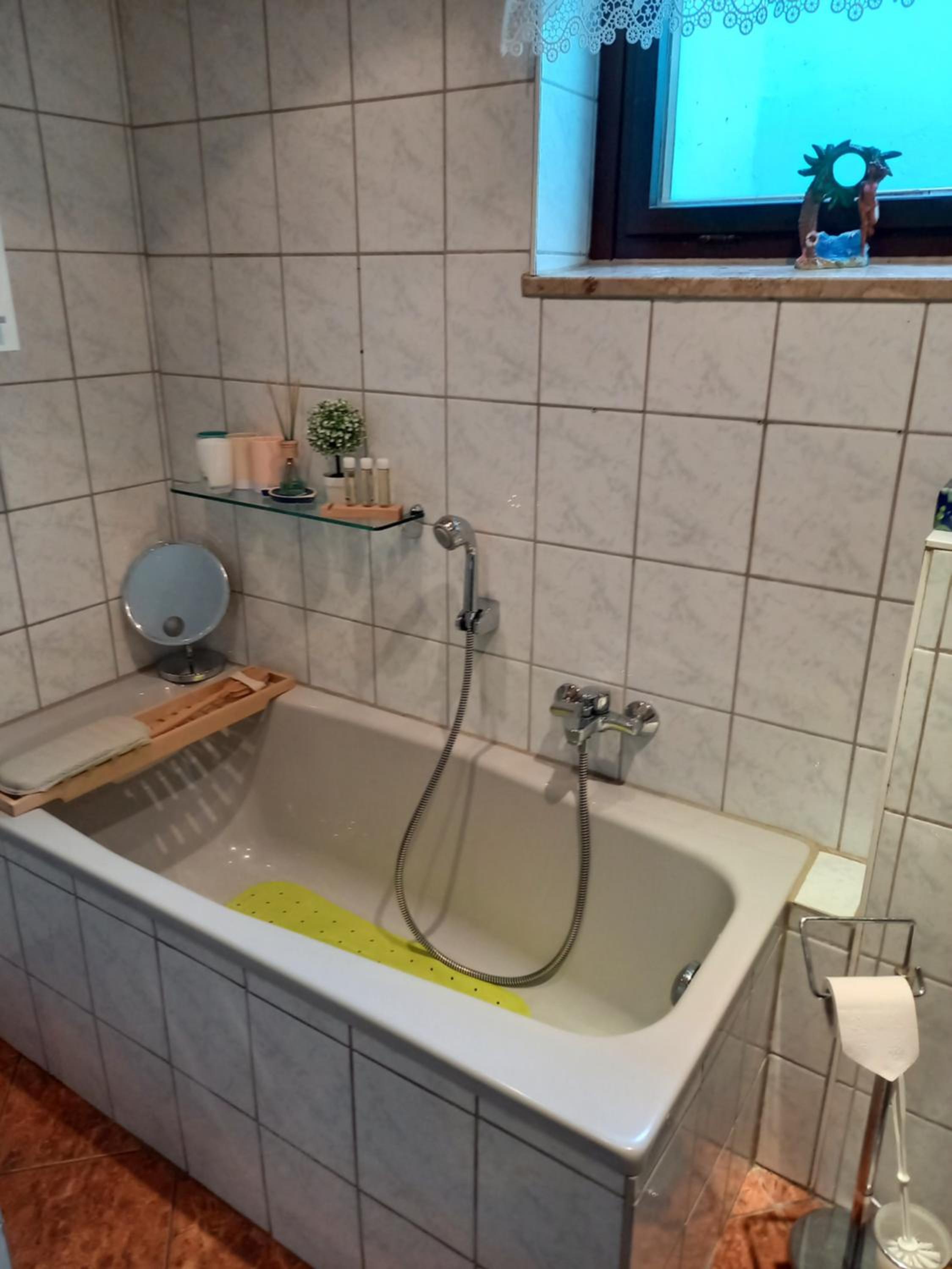 Monteur- und Ferienwohnung Waldrauschen