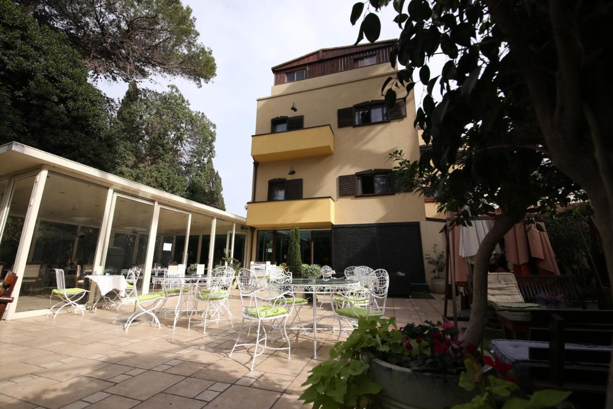 hotel building