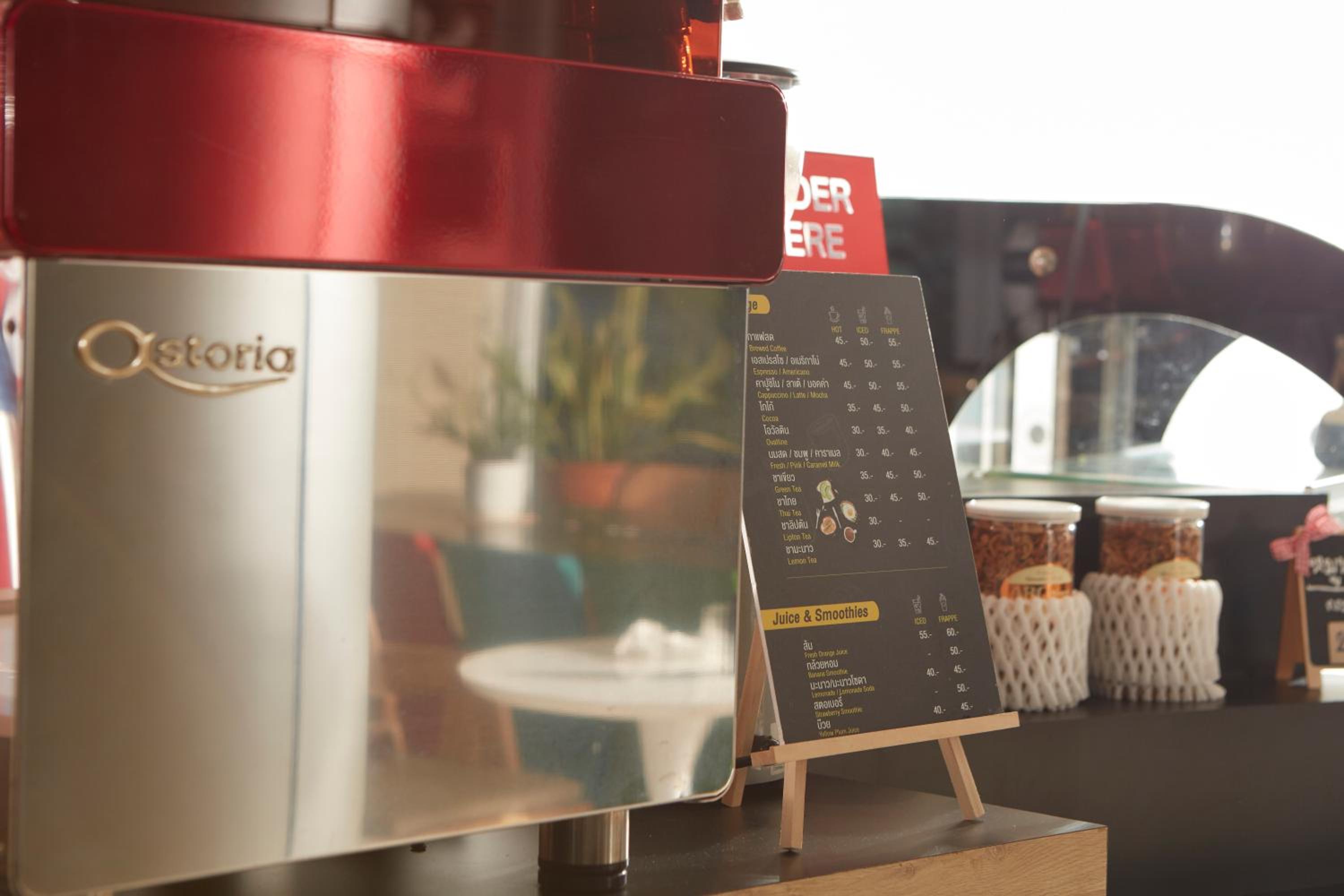 Hotel Rhienchai Place Hotel