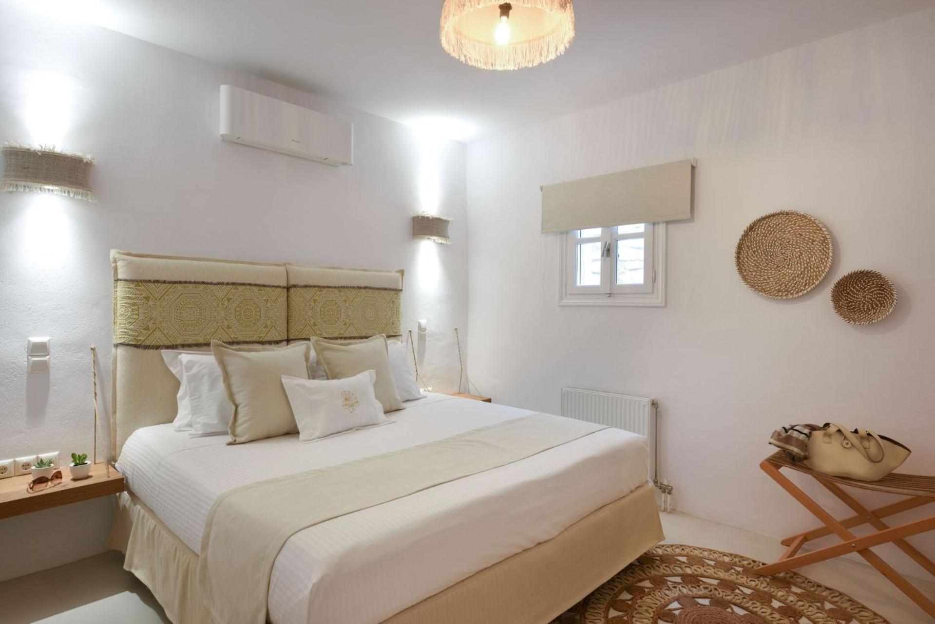 Executive Paros Villa 4 Bedrooms Villa Island Spirit Amazing Sea Views photo 2