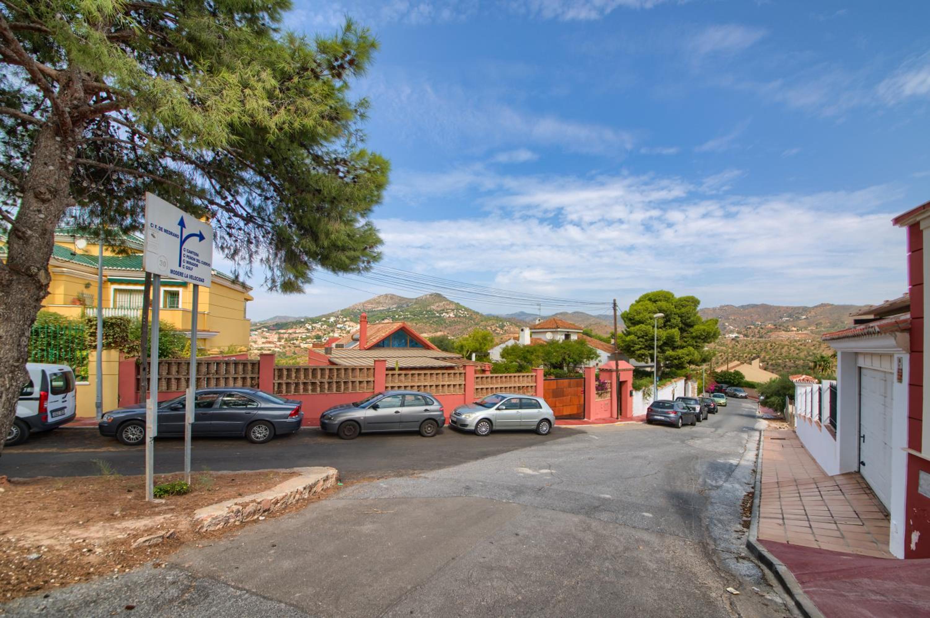 Holidays2Malaga Candado House pool & garden