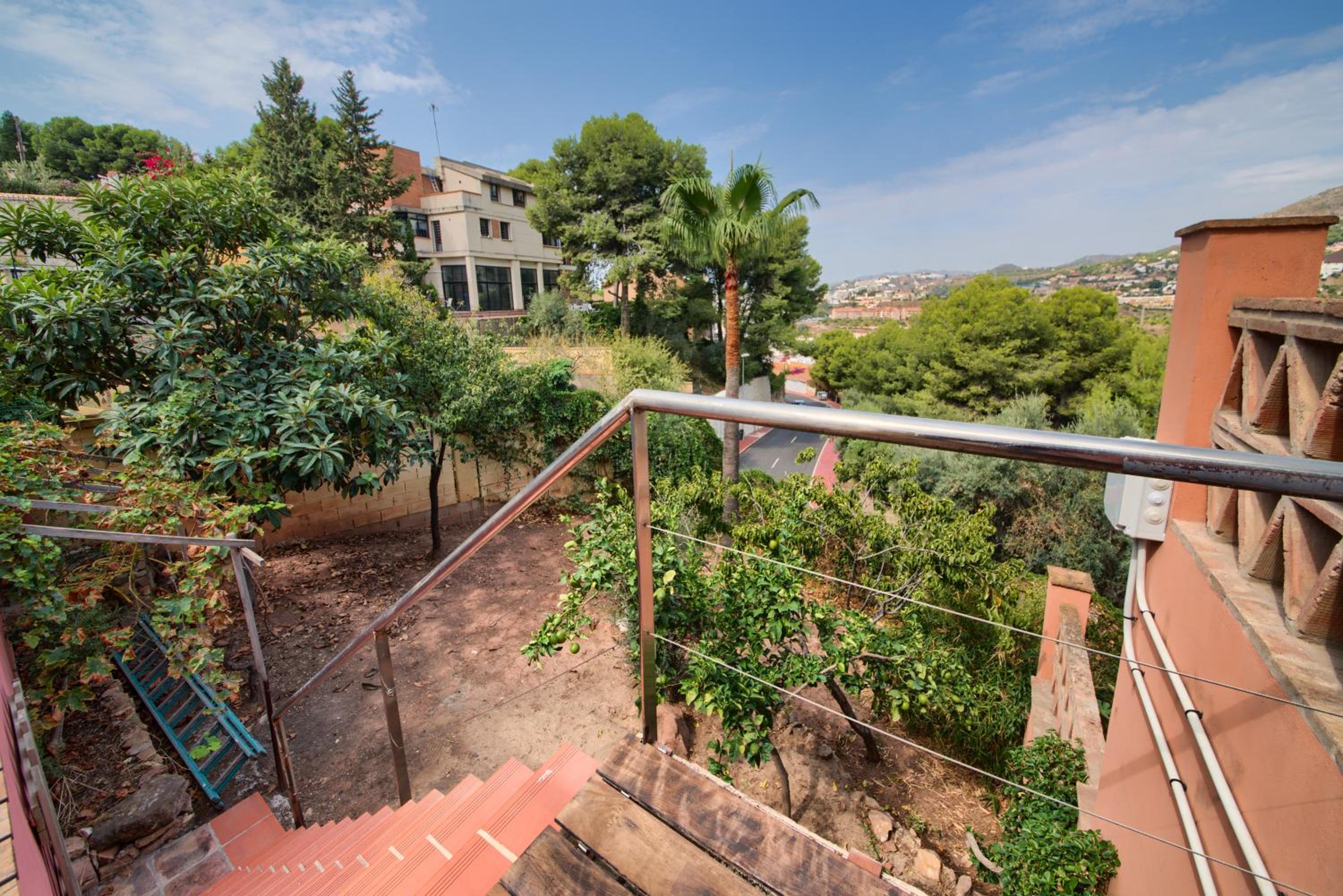 Holidays2Malaga Candado House pool & garden