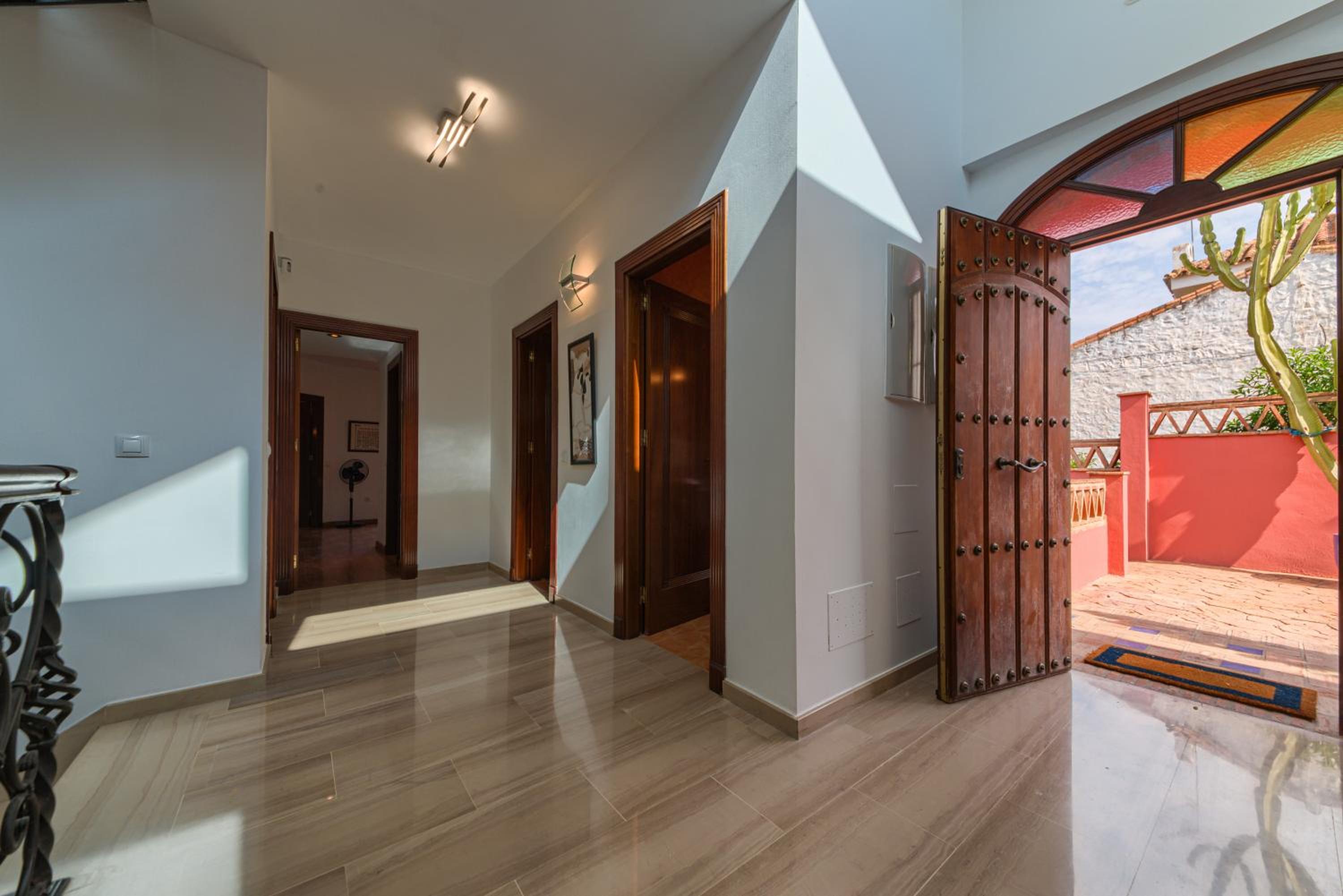 Holidays2Malaga Candado House pool & garden