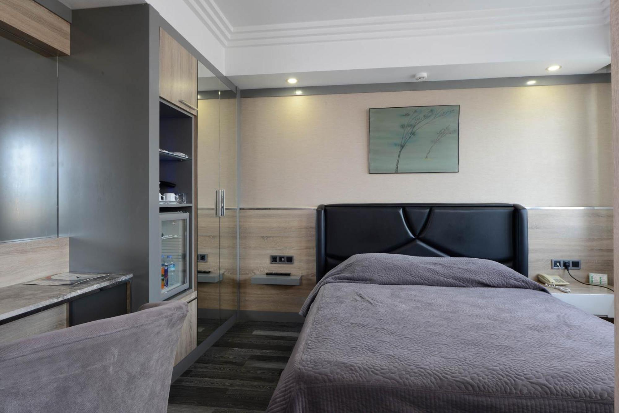 Hotel Marla becomes Marla Otel. - Image 84