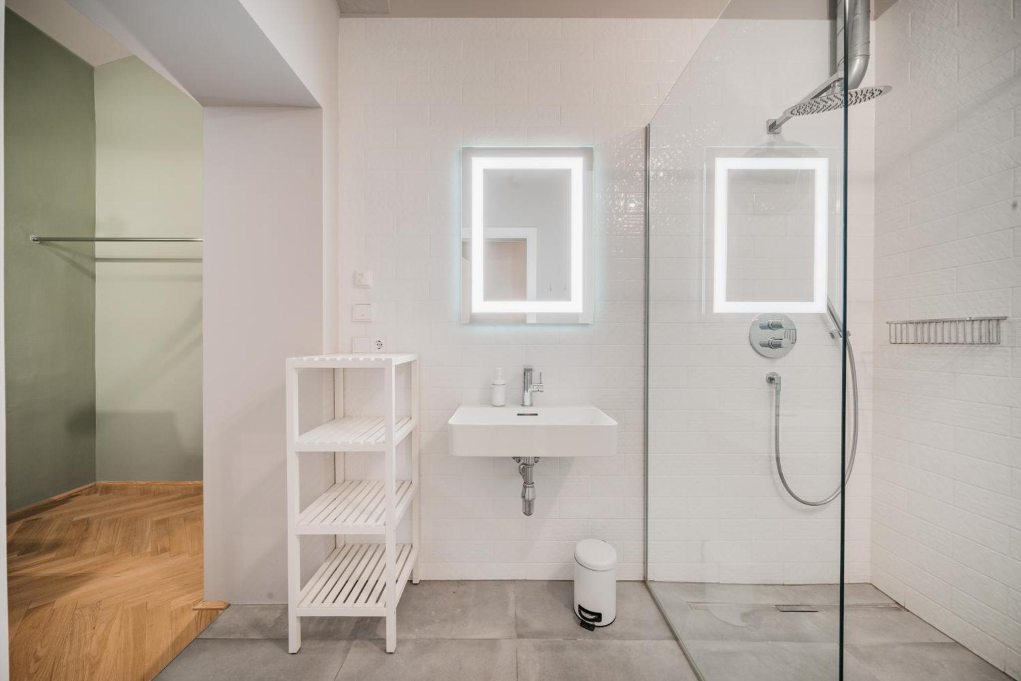 easy-flat Neustiftgasse - AC Studio Apartments near MuseumsQuartier