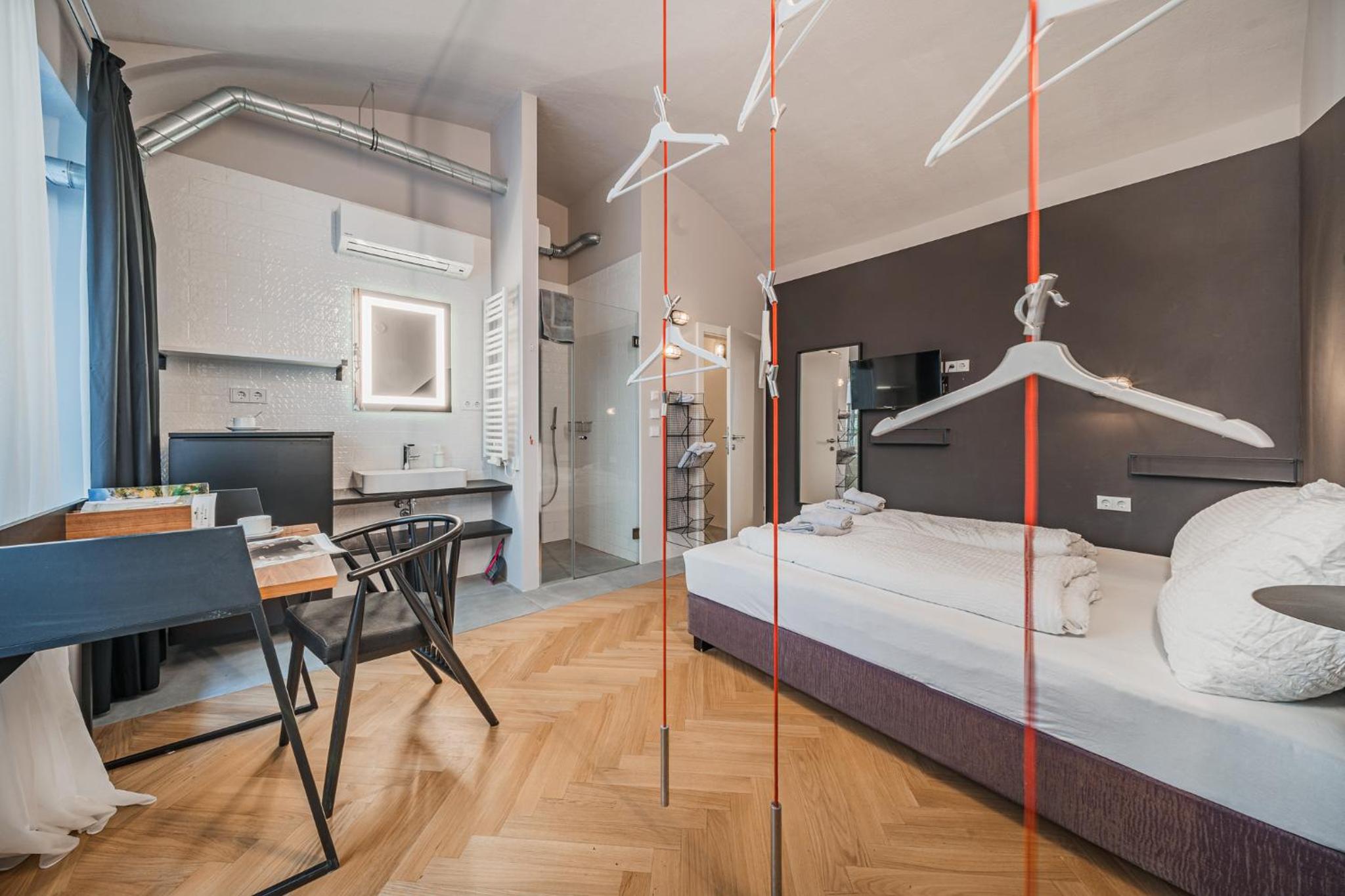 easy-flat Neustiftgasse - AC Studio Apartments near MuseumsQuartier