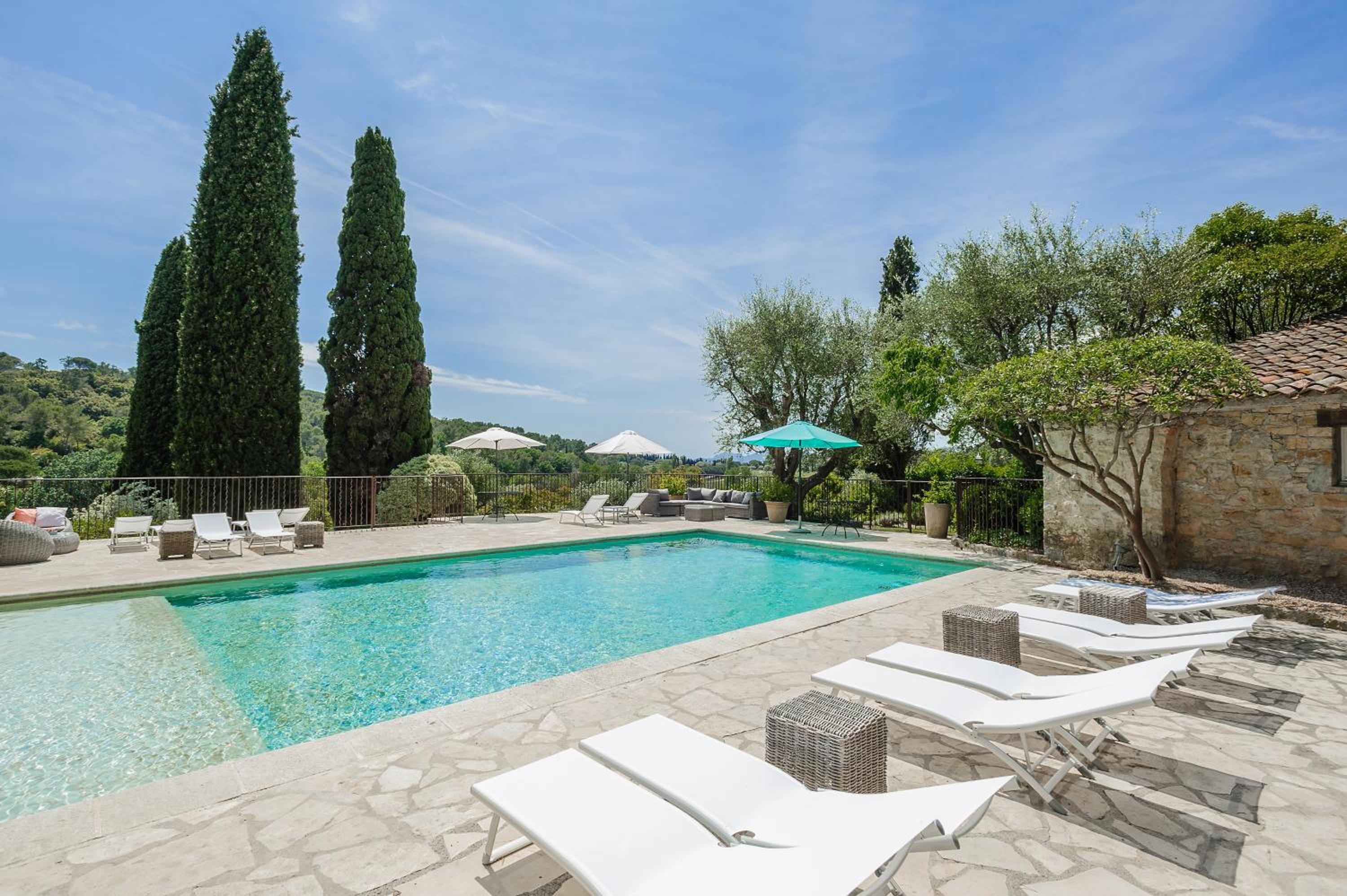 Mougins Vacations - Le Manoir de L'Etang - Property Image 1