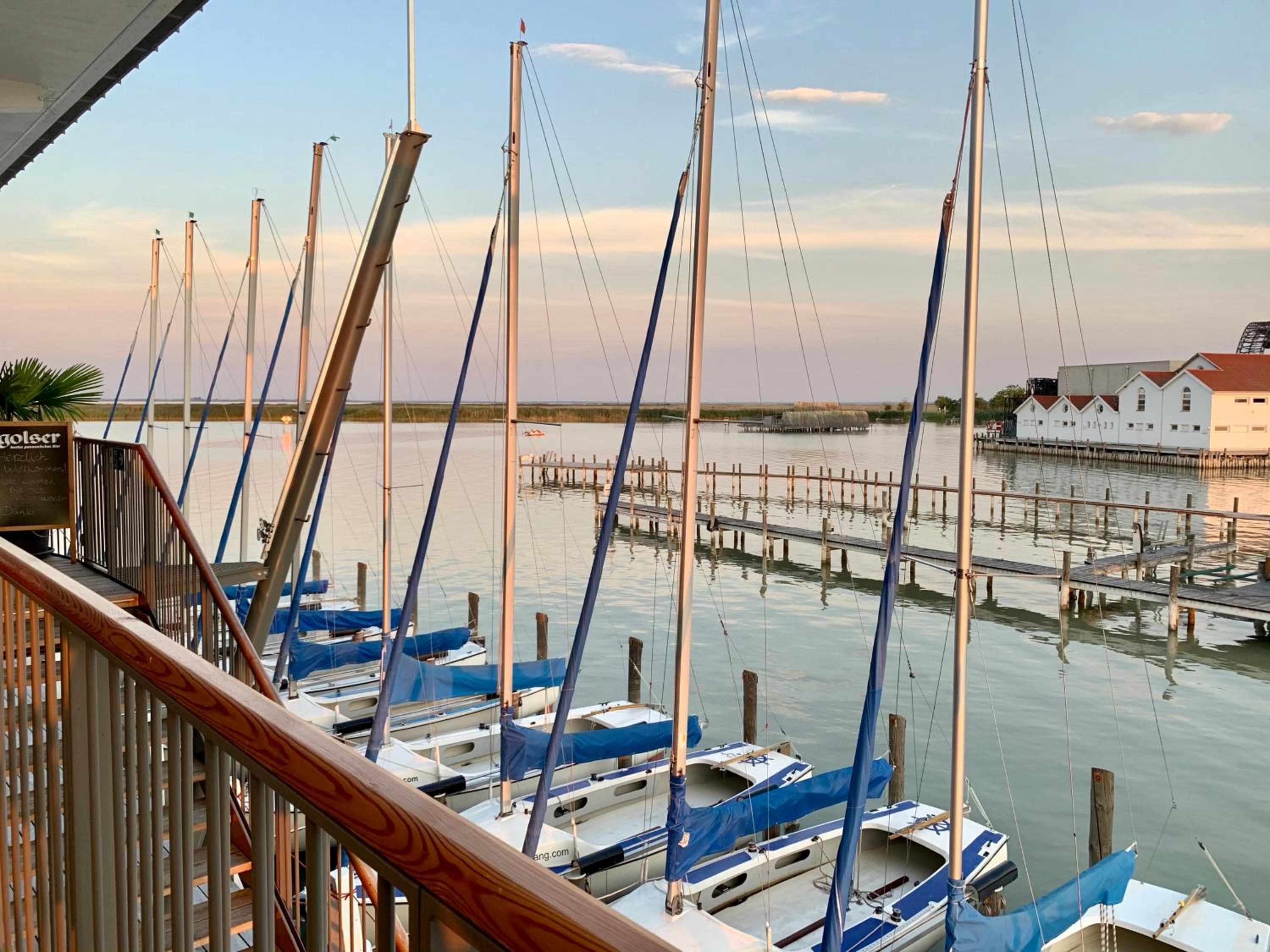 Seehütte Neusiedlersee inklusive Elektroboot