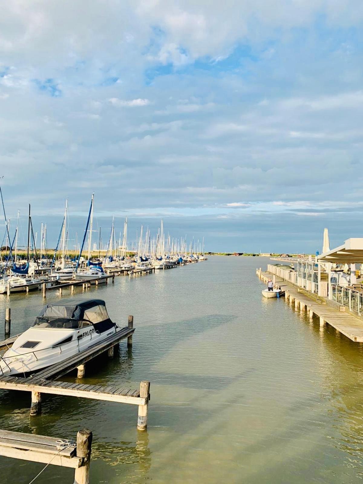 Seehütte Neusiedlersee inklusive Elektroboot