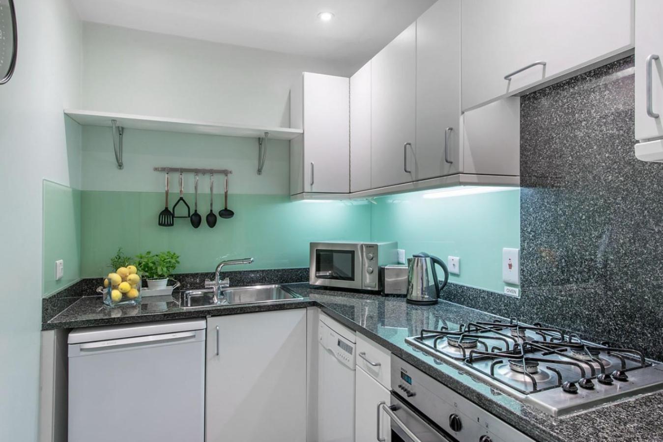 Chelsea - Draycott Place by Viridian Apartments