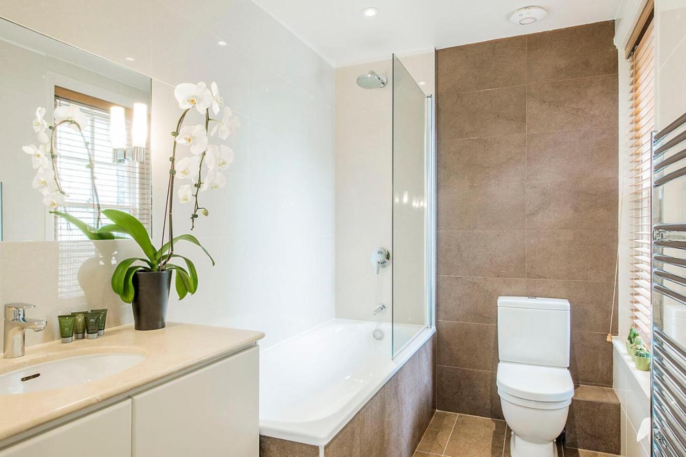 Chelsea - Draycott Place by Viridian Apartments