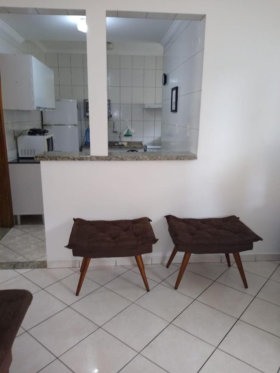Apto no Bairro do Gonzaga view 3