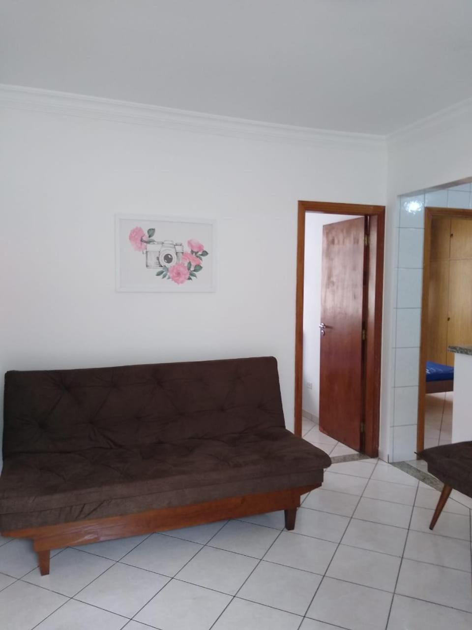 Apto no Bairro do Gonzaga view 2