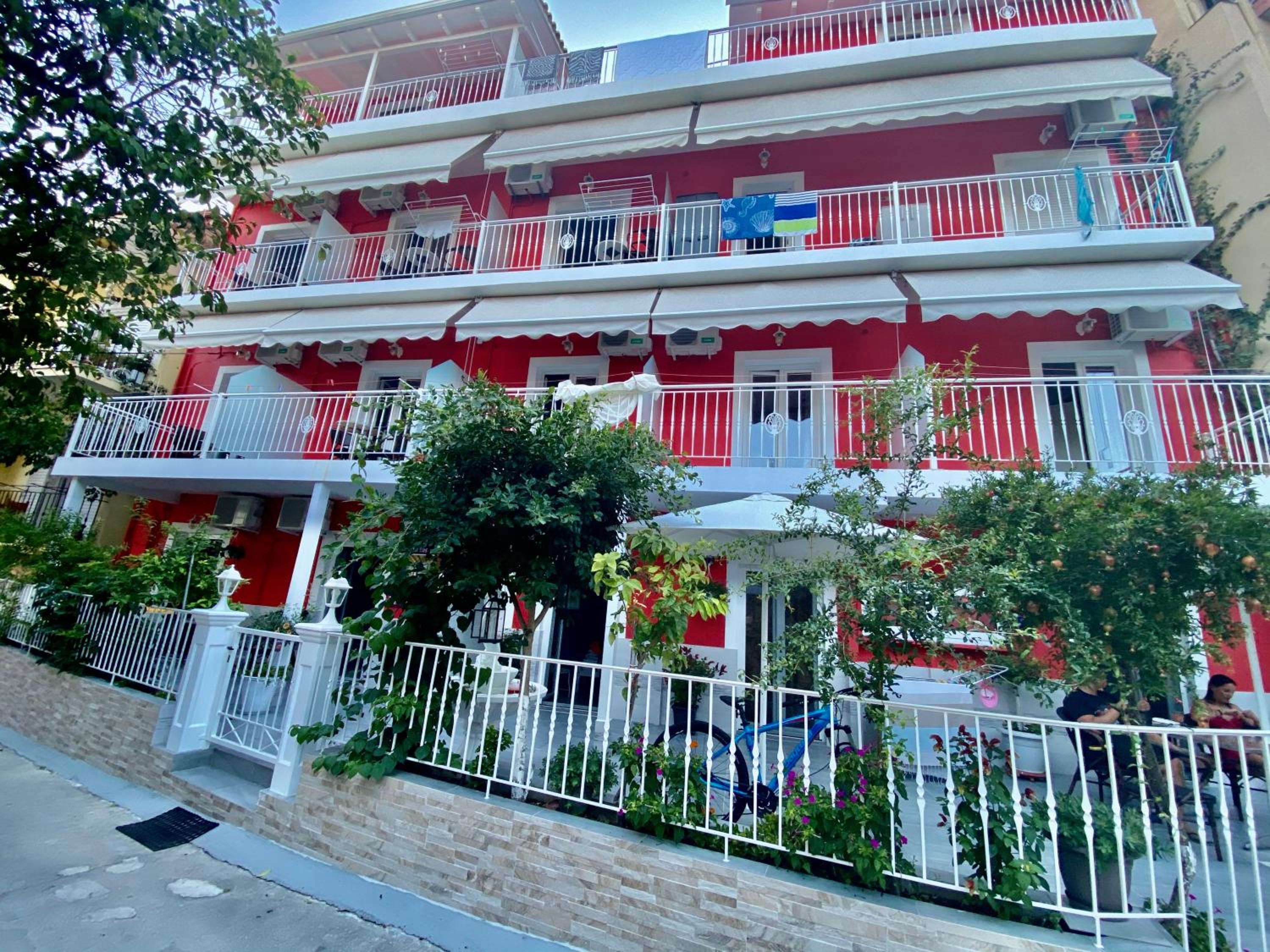 Apartments Villa Apostolis view 2