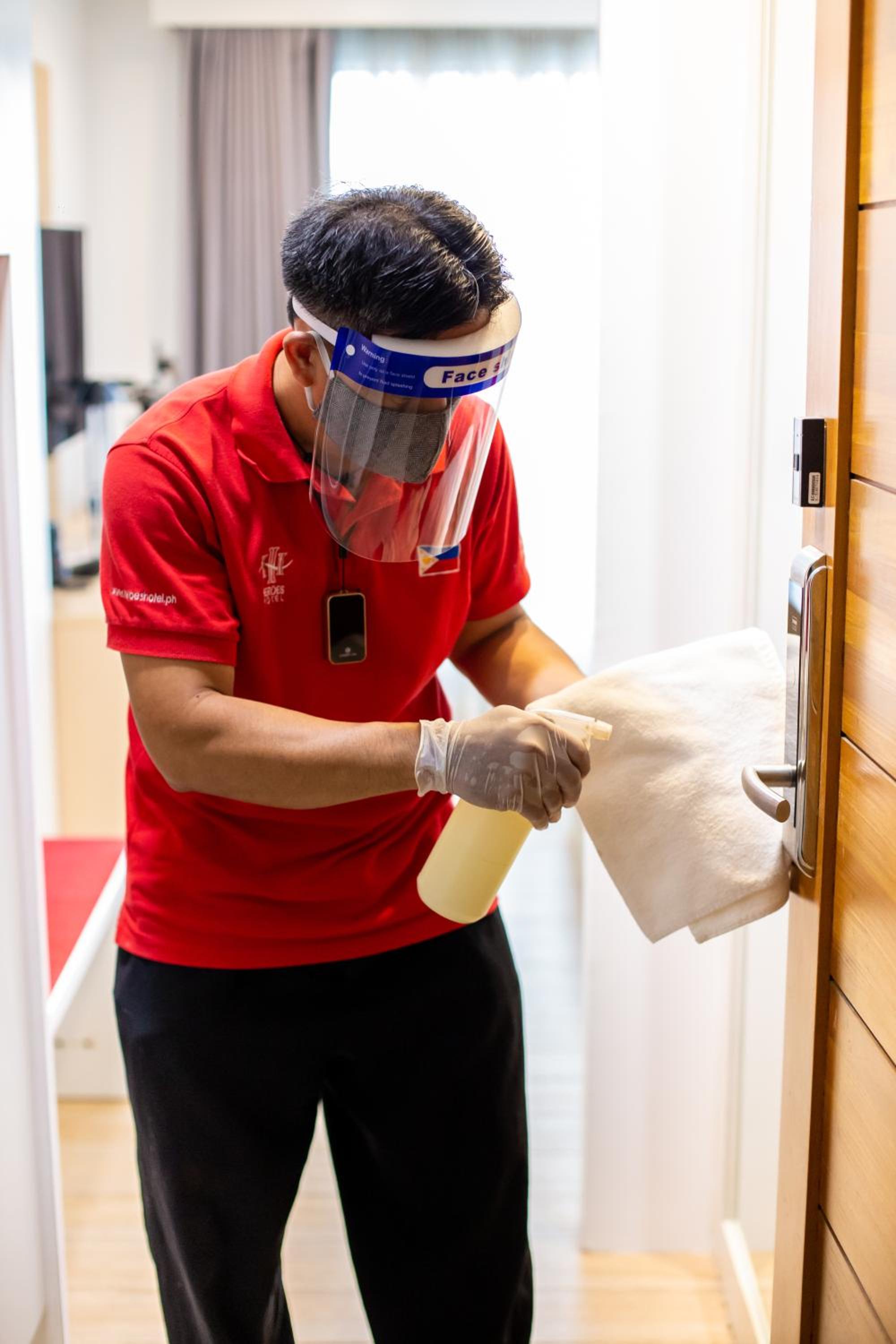 Heroes Hotel photo 4