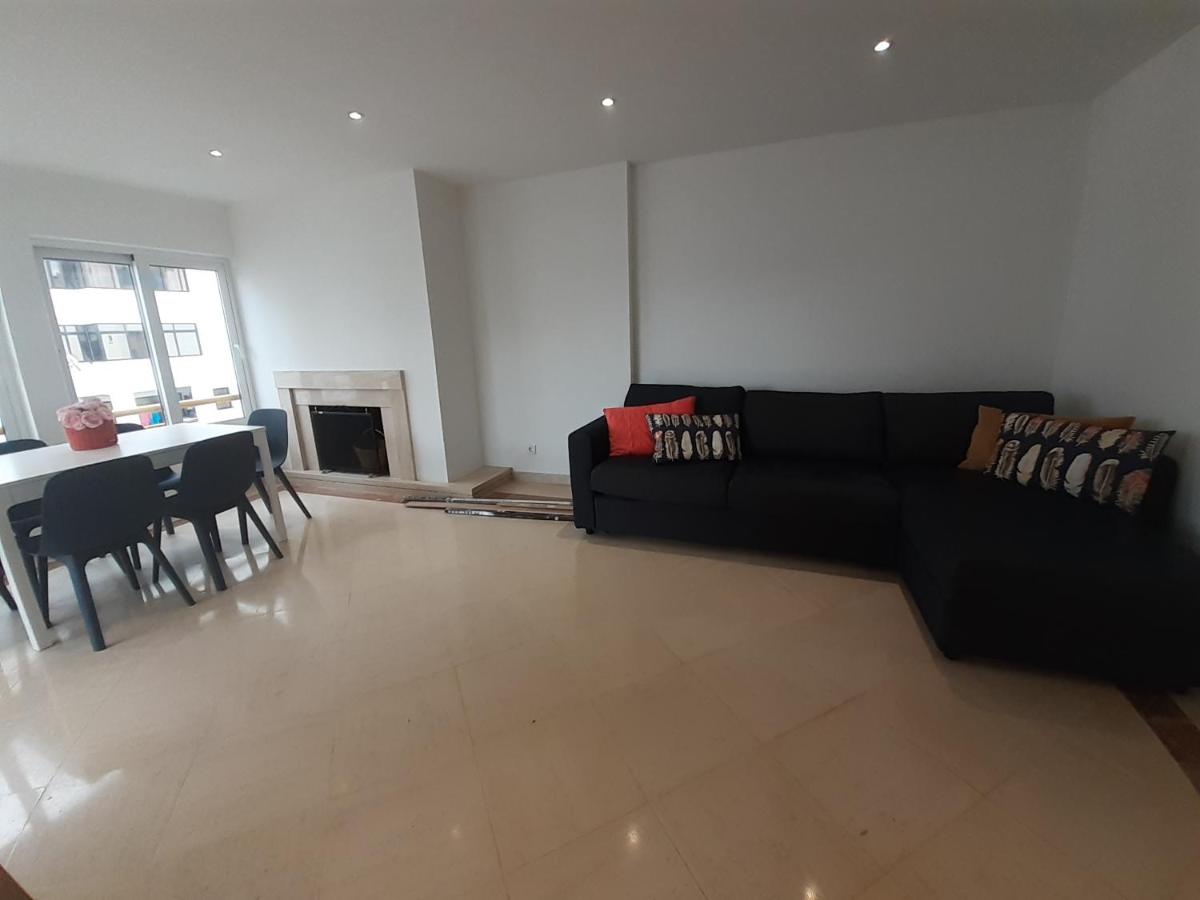 Quarteira Vacations - New Luxury Apartment in Quarteira - Property Image 33