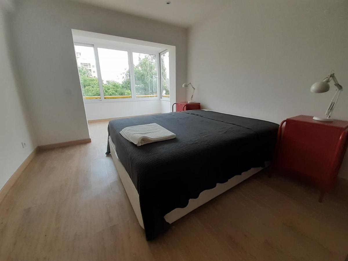 Quarteira Vacations - New Luxury Apartment in Quarteira - Property Image 42