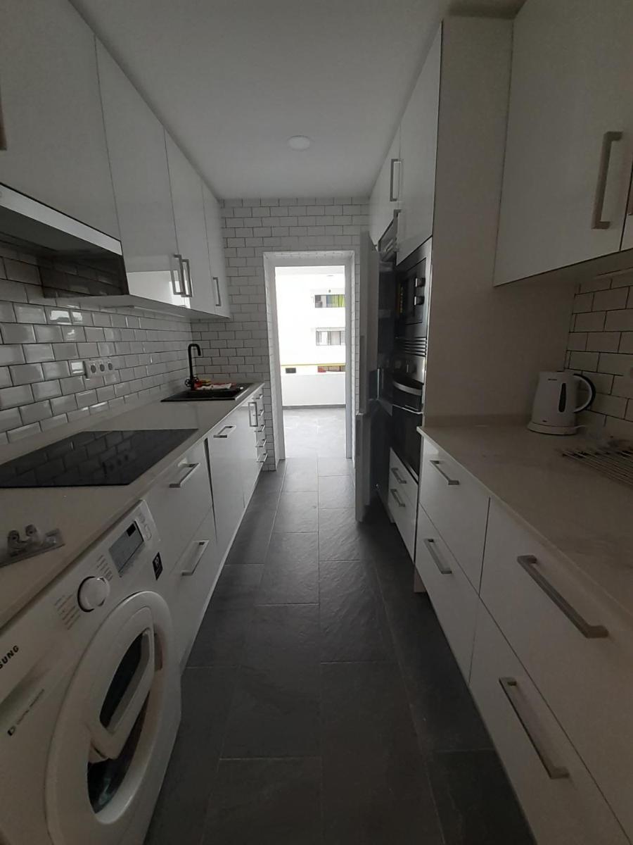 Quarteira Vacations - New Luxury Apartment in Quarteira - Property Image 15