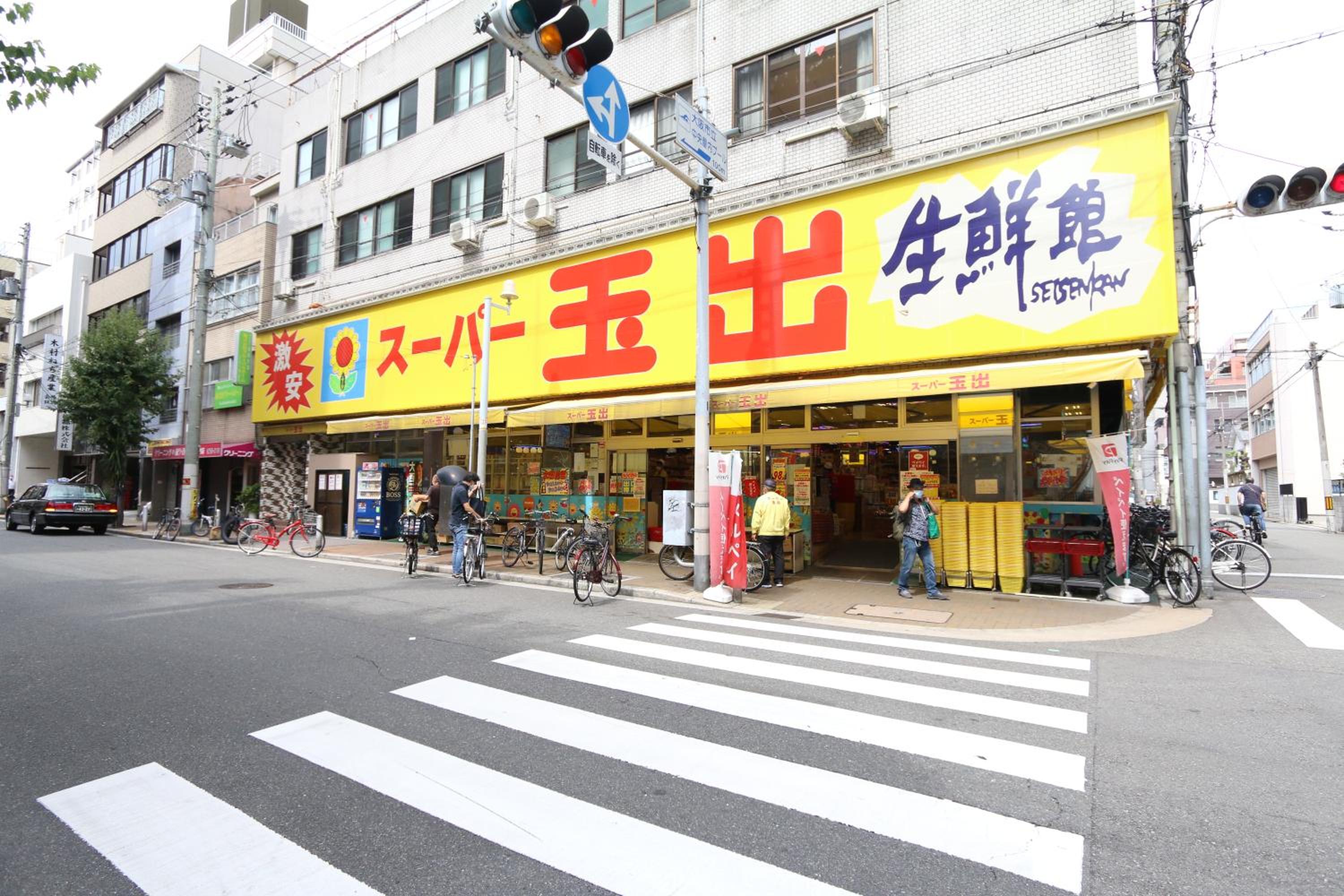 Elizabeth Garden Shinsaibashi
