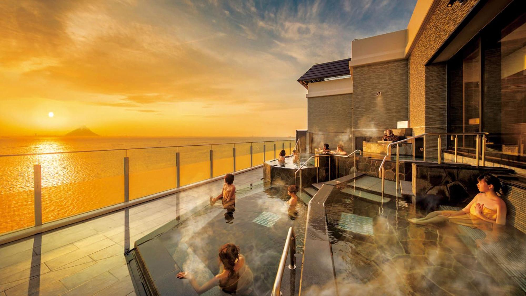 Ryugujo Spa Hotel Mikazuki Fujimitei