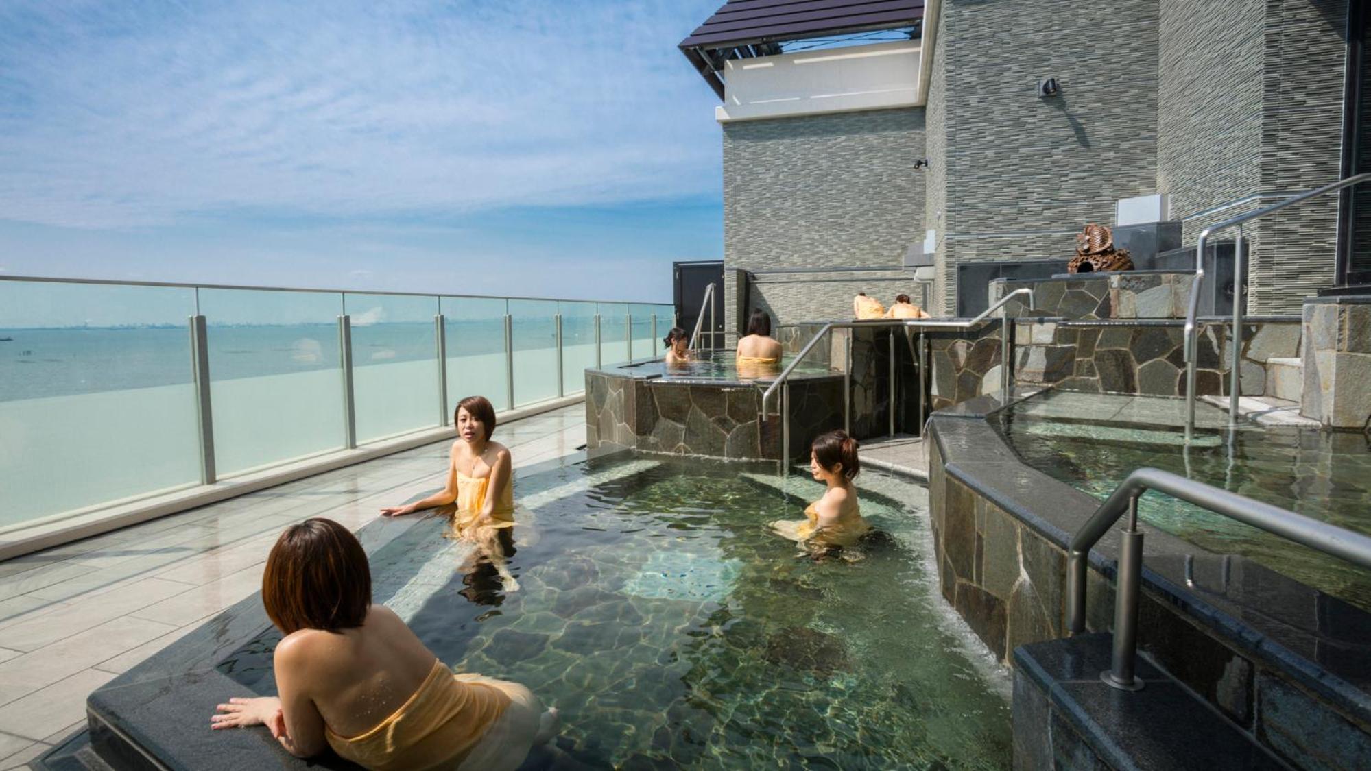 Ryugujo Spa Hotel Mikazuki Fujimitei