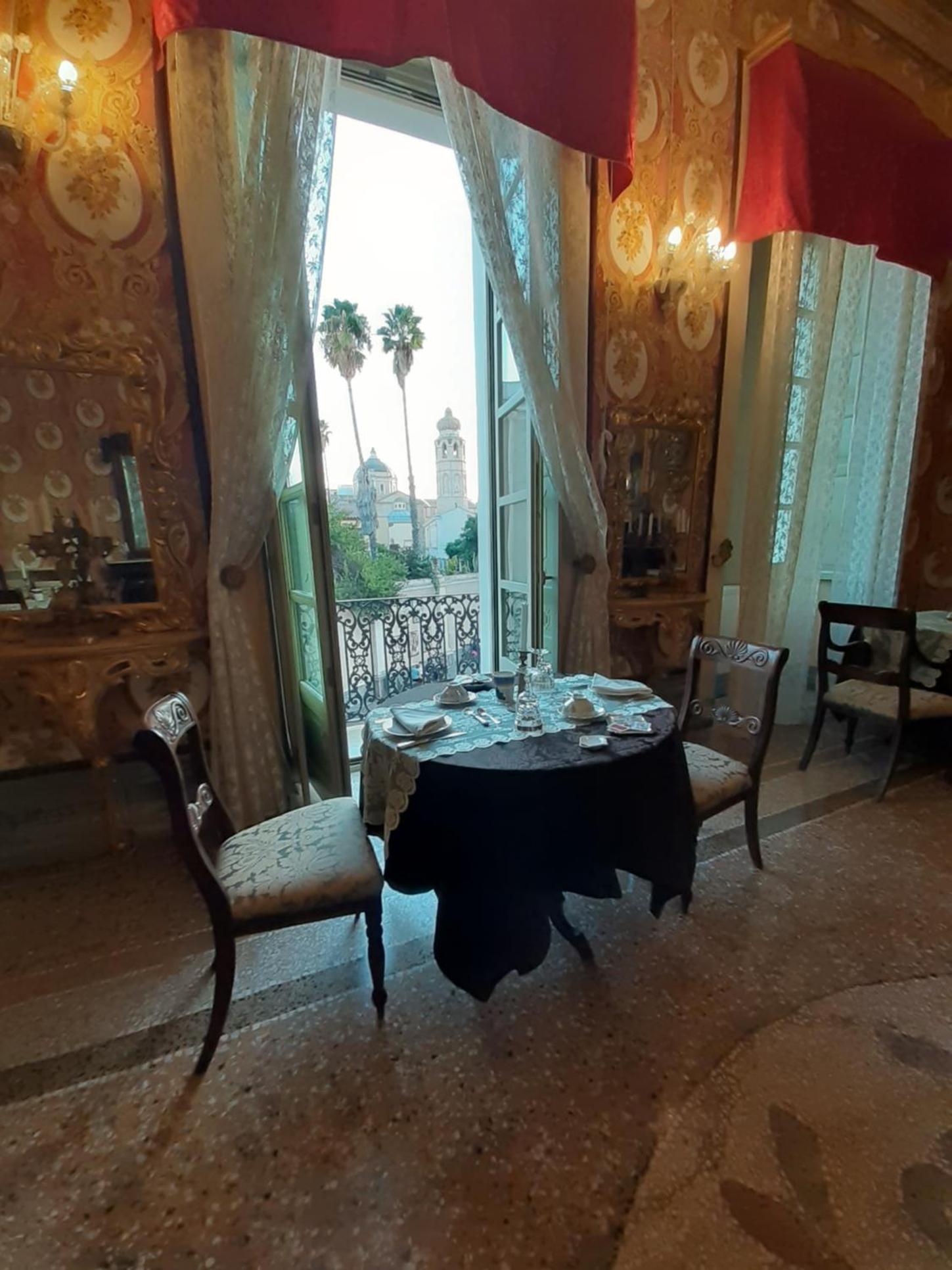dining