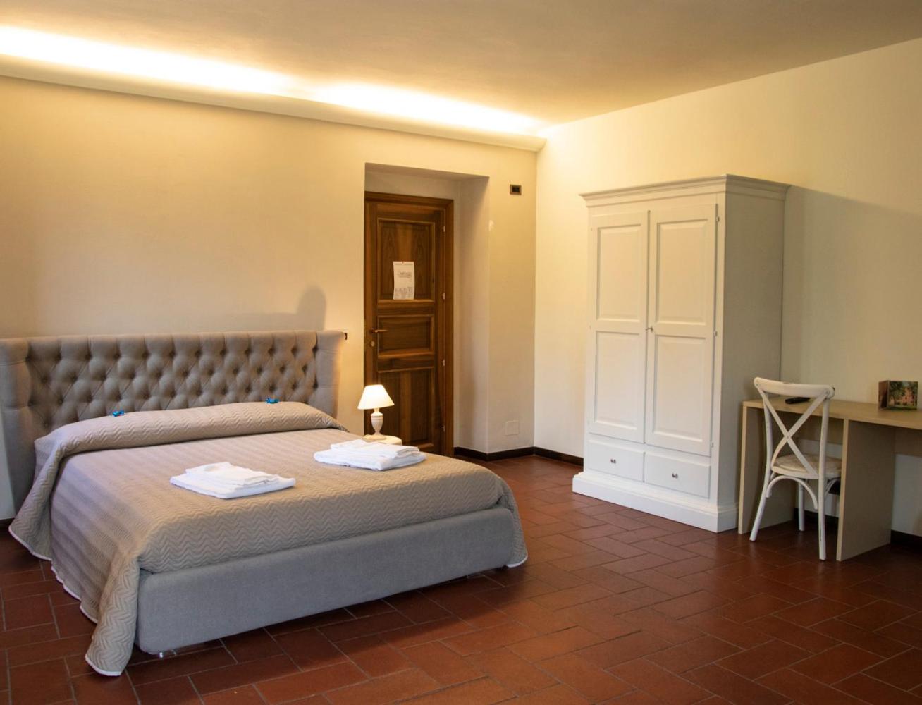 Borgo delle Mole view 2